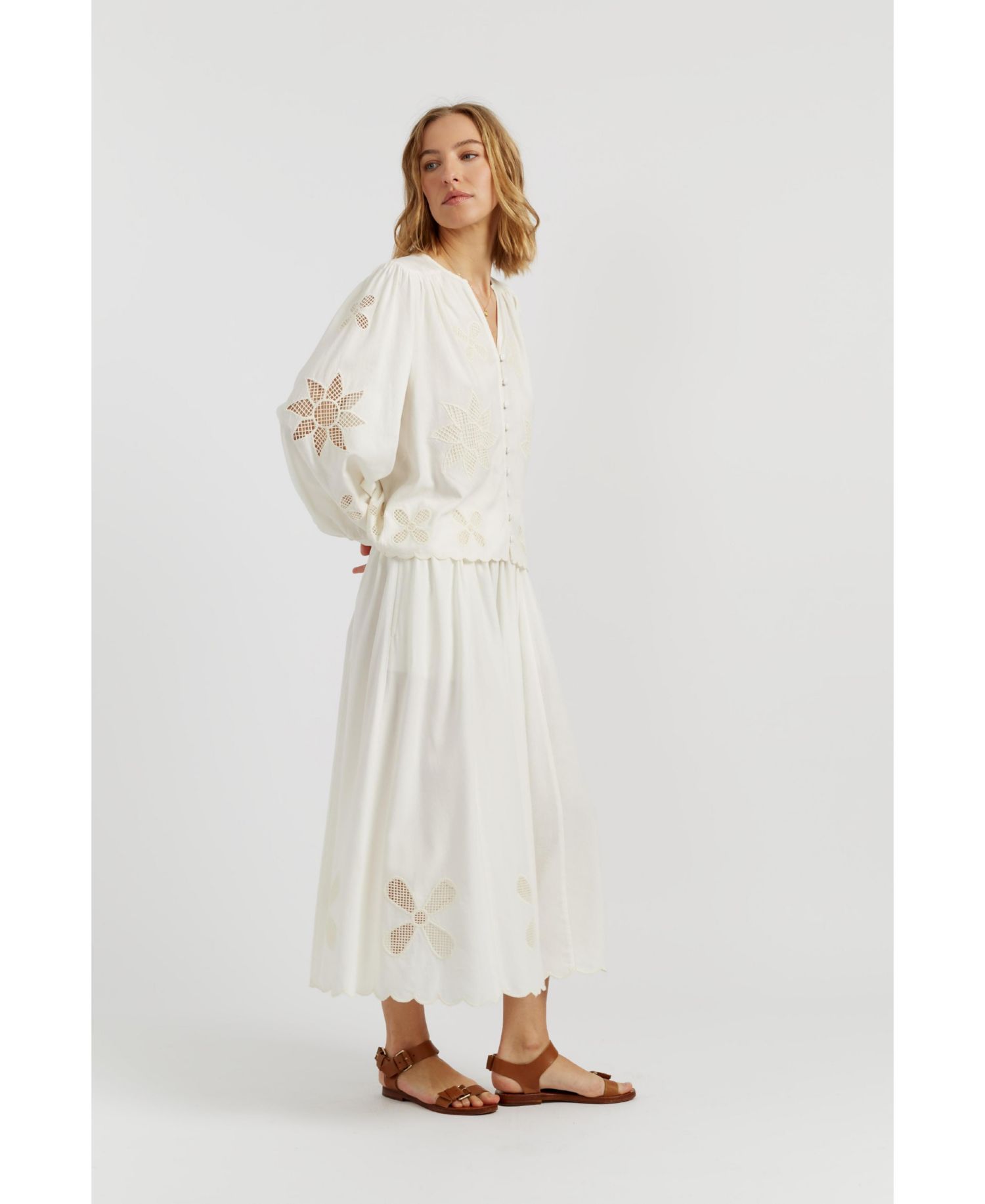 Women's Linen-Blend Broderie Blouse