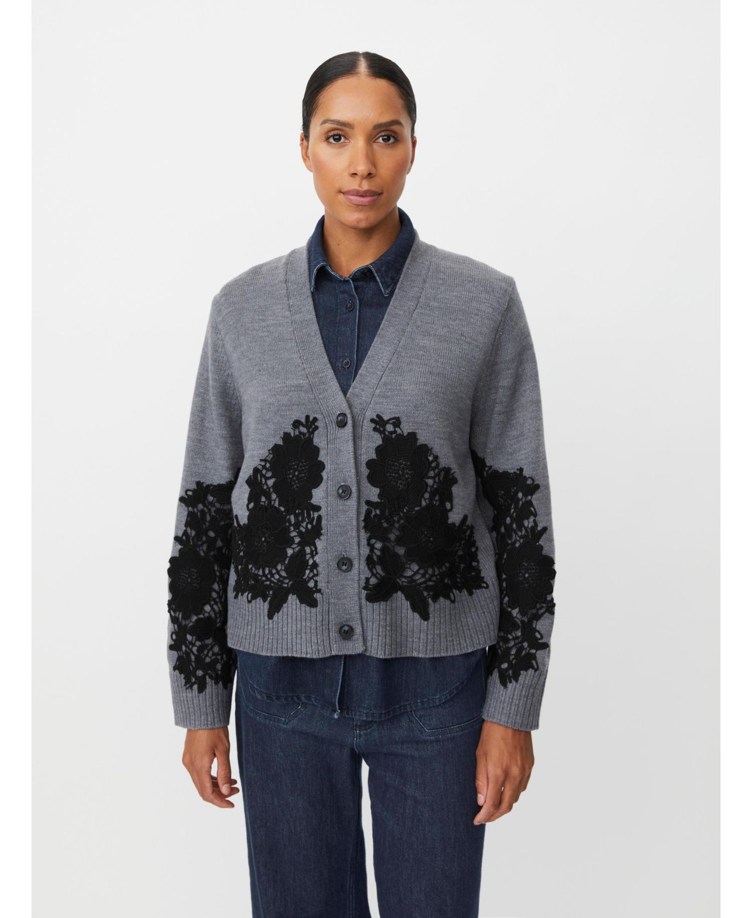 Women's Maleviane Floral Applique Cardigan