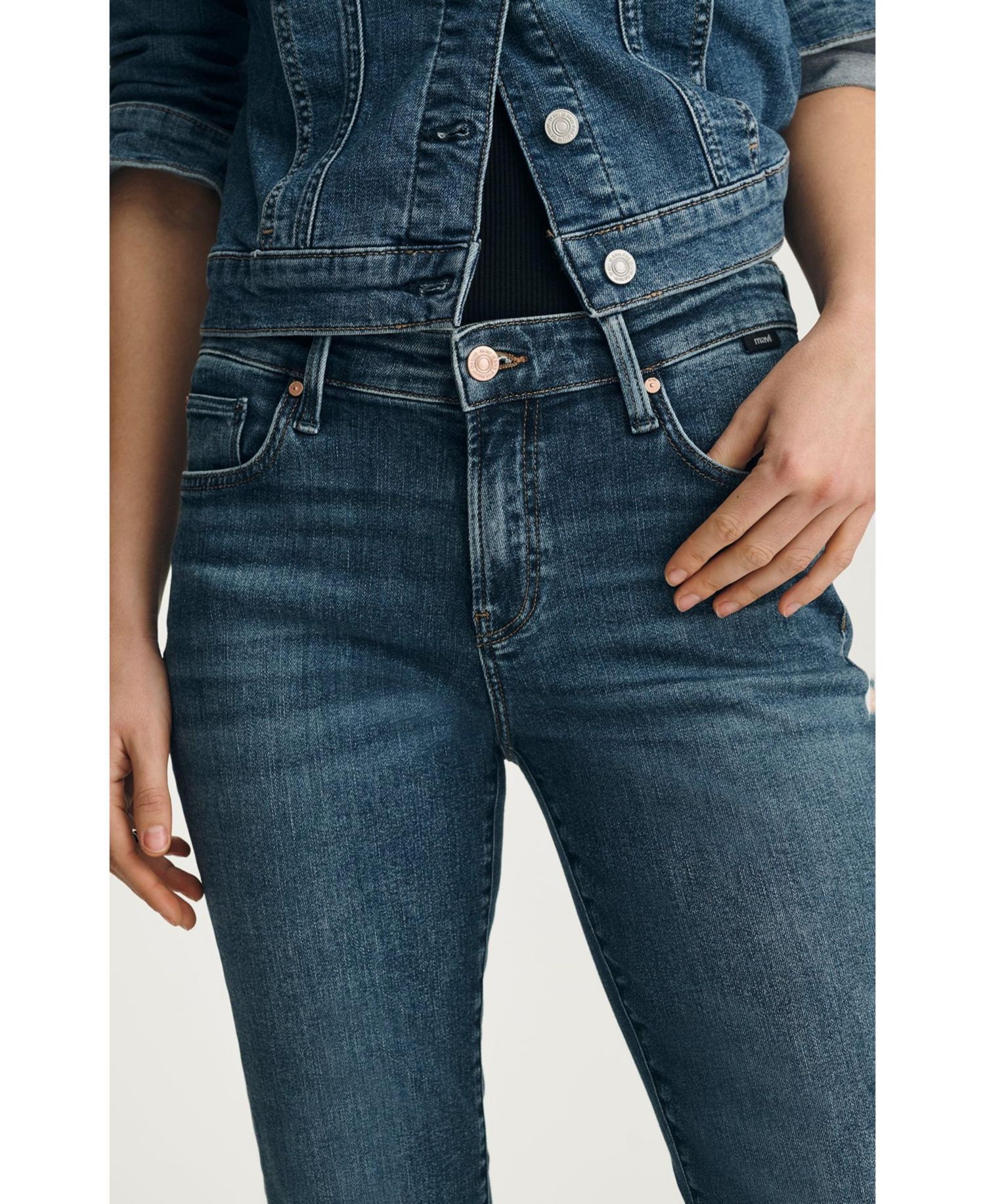Women's Molly Mid Rise Bootcut Bootcut In Dark Brushed Flex Blue