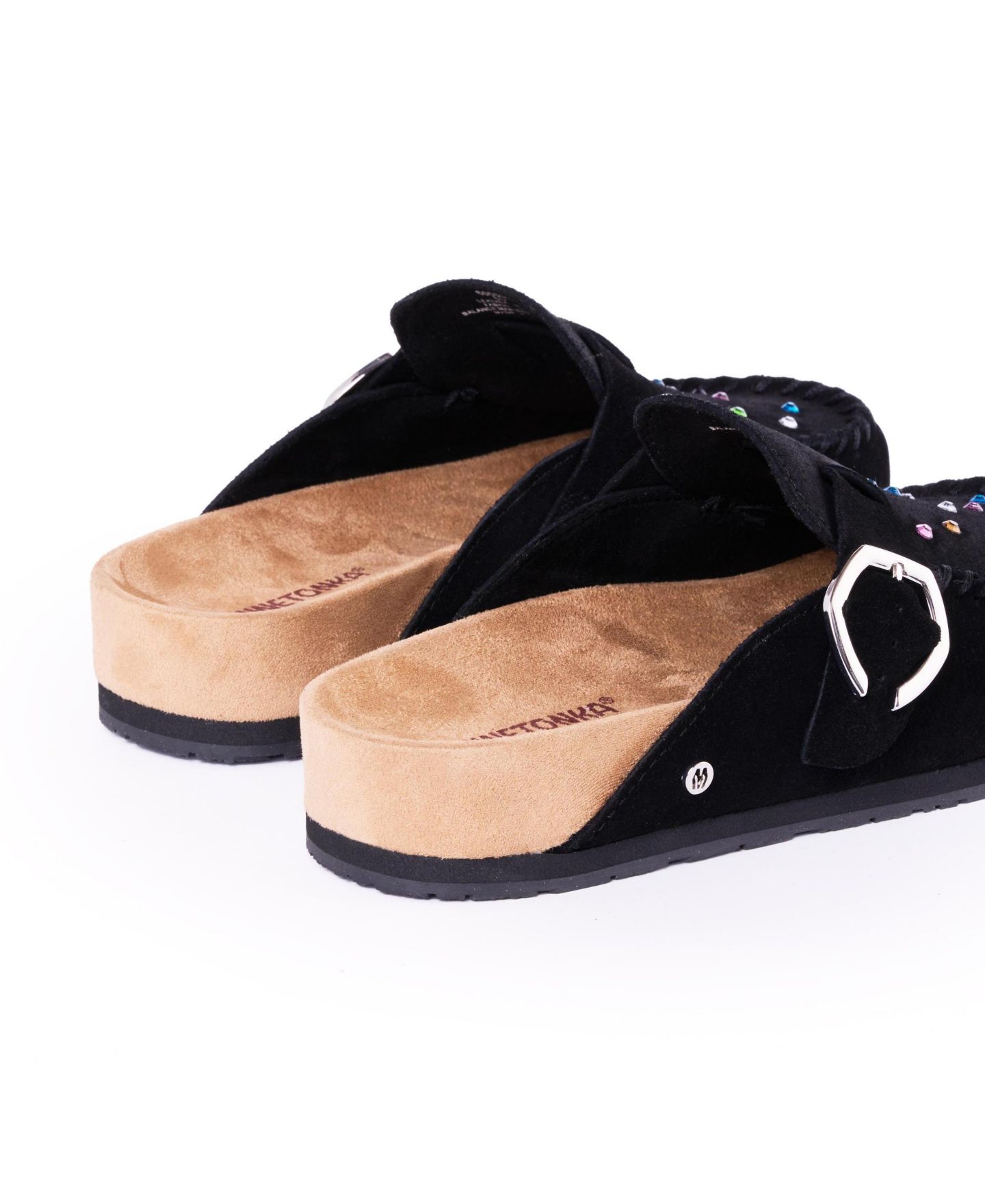 Женские сабо Minnetonka Rhinestone Suede Adjustable Buckle, цвет: Чёрный — фото 7