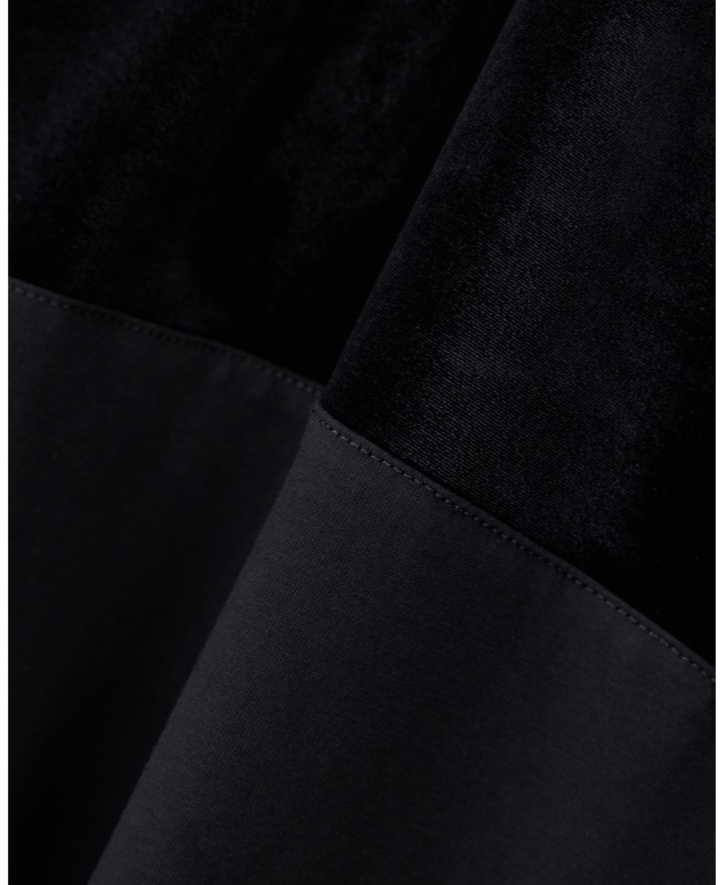 Мужское поло A|X Armani Exchange Regular Fit Short Sleeve Mercerized Cotton Colorblock Zip Polo Shirt, цвет: Чёрный — фото 3
