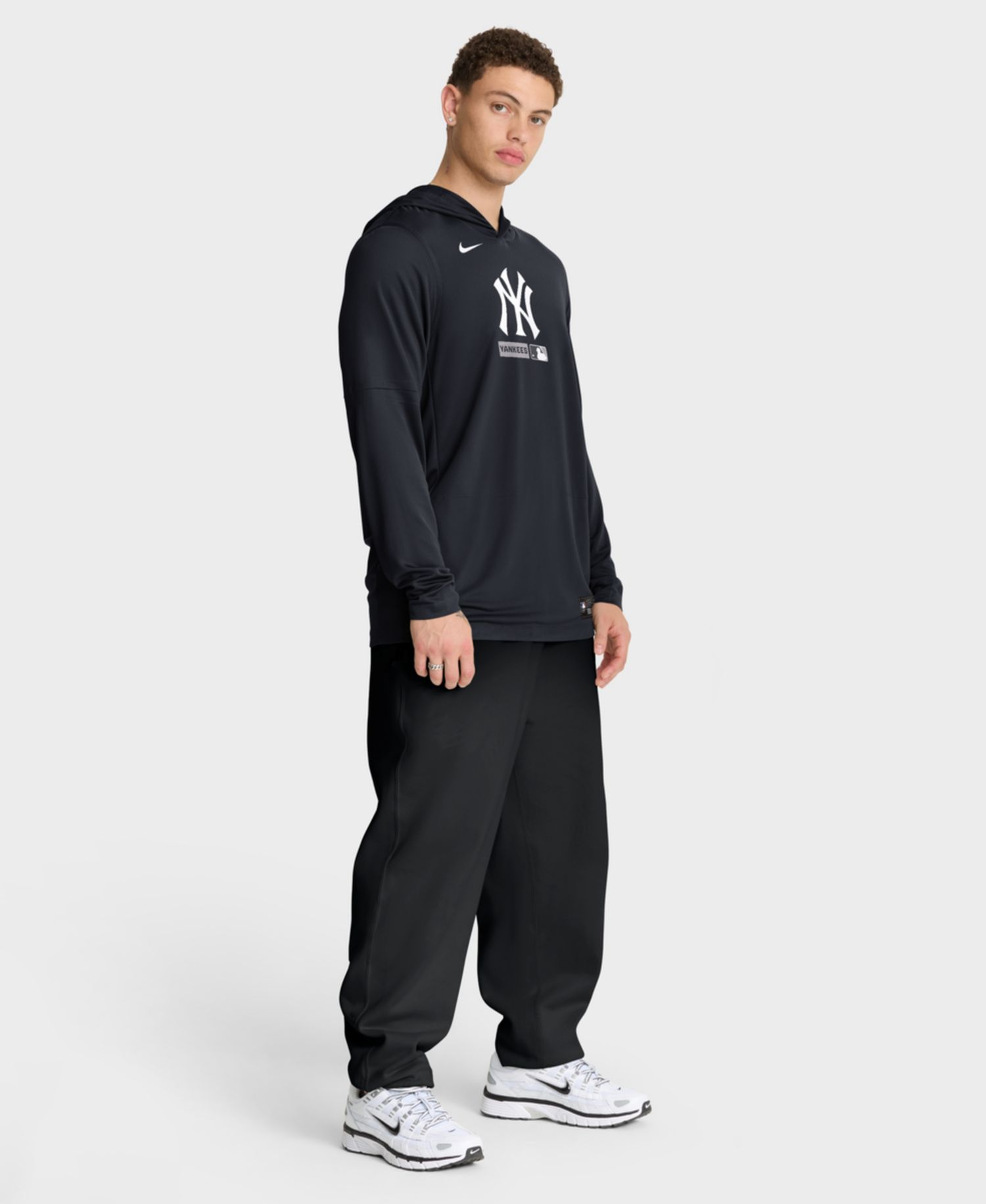 Men's Navy New York Yankees Authentic Collection Dri-FIT Long Sleeve Hoodie