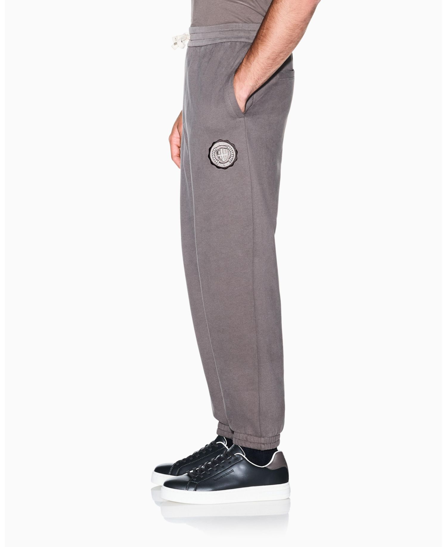 Men's Crossover Badge Jogger