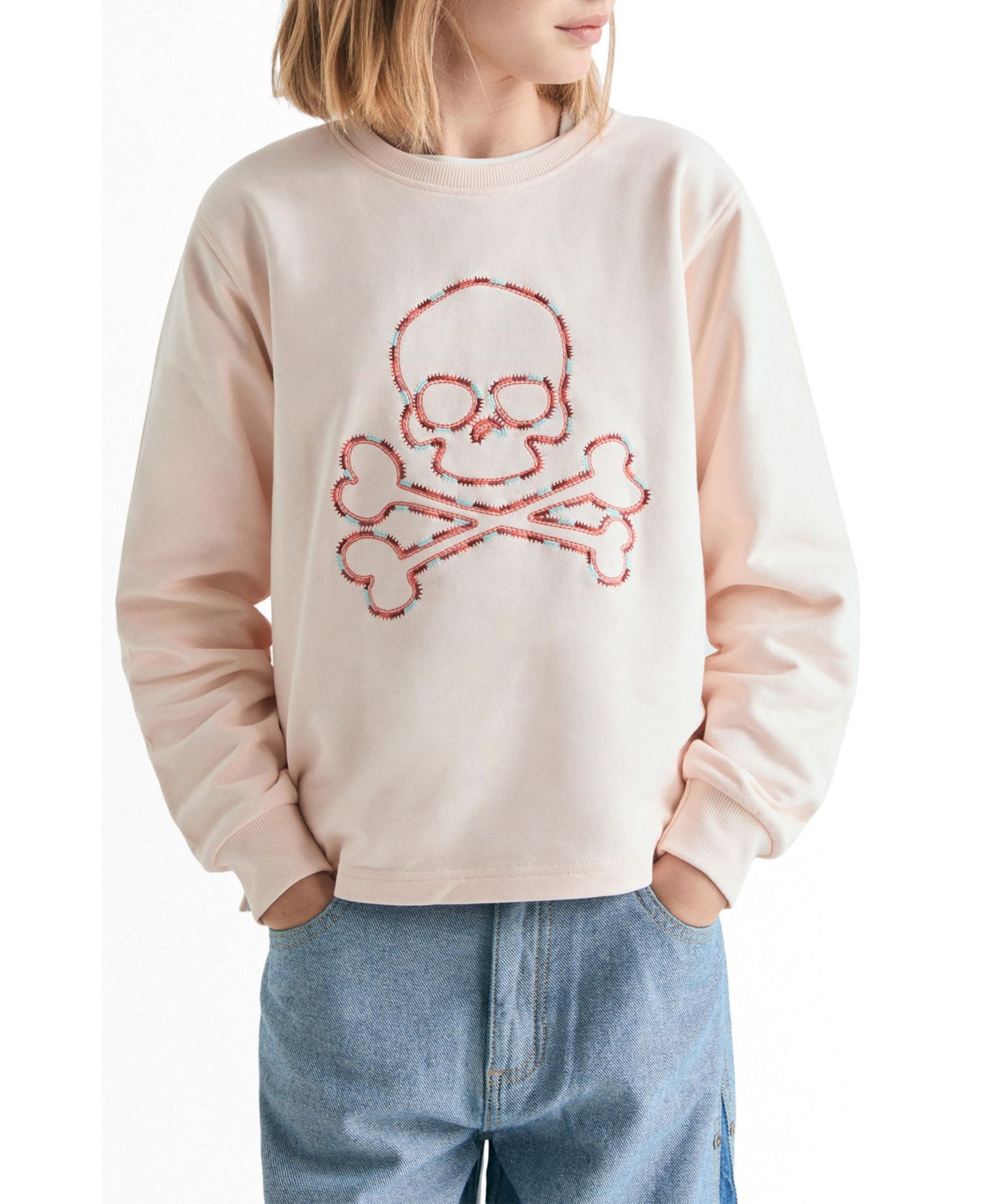 Big Girls embroidered sweatshirt with contrast