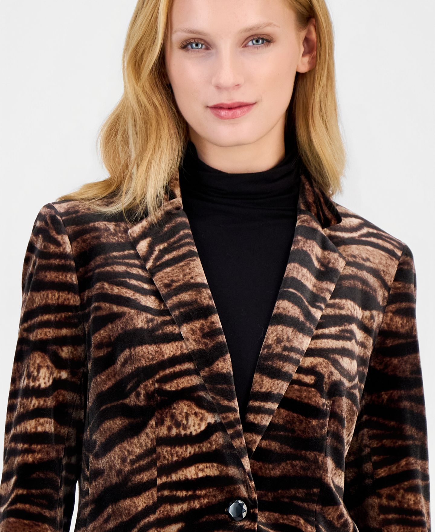 Женский пиджак Anne Klein Velvet Animal-Print Blazer, цвет: Чёрный разноцветный — фото 2