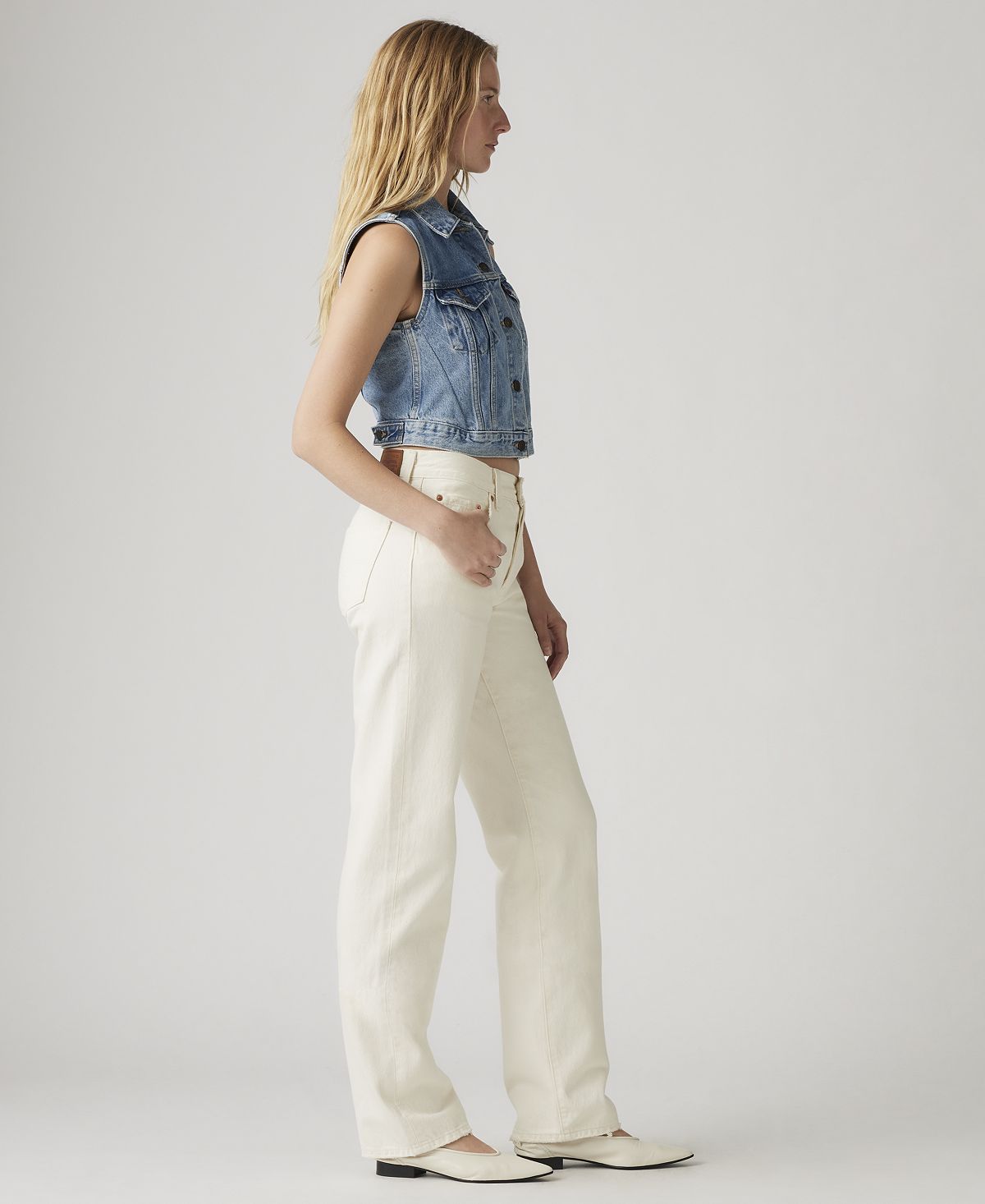 Levi's® Premium Women's 501 90's Mid-Rise Straight-Fit Jeans 30" view 2 — MAYCSS fashion products