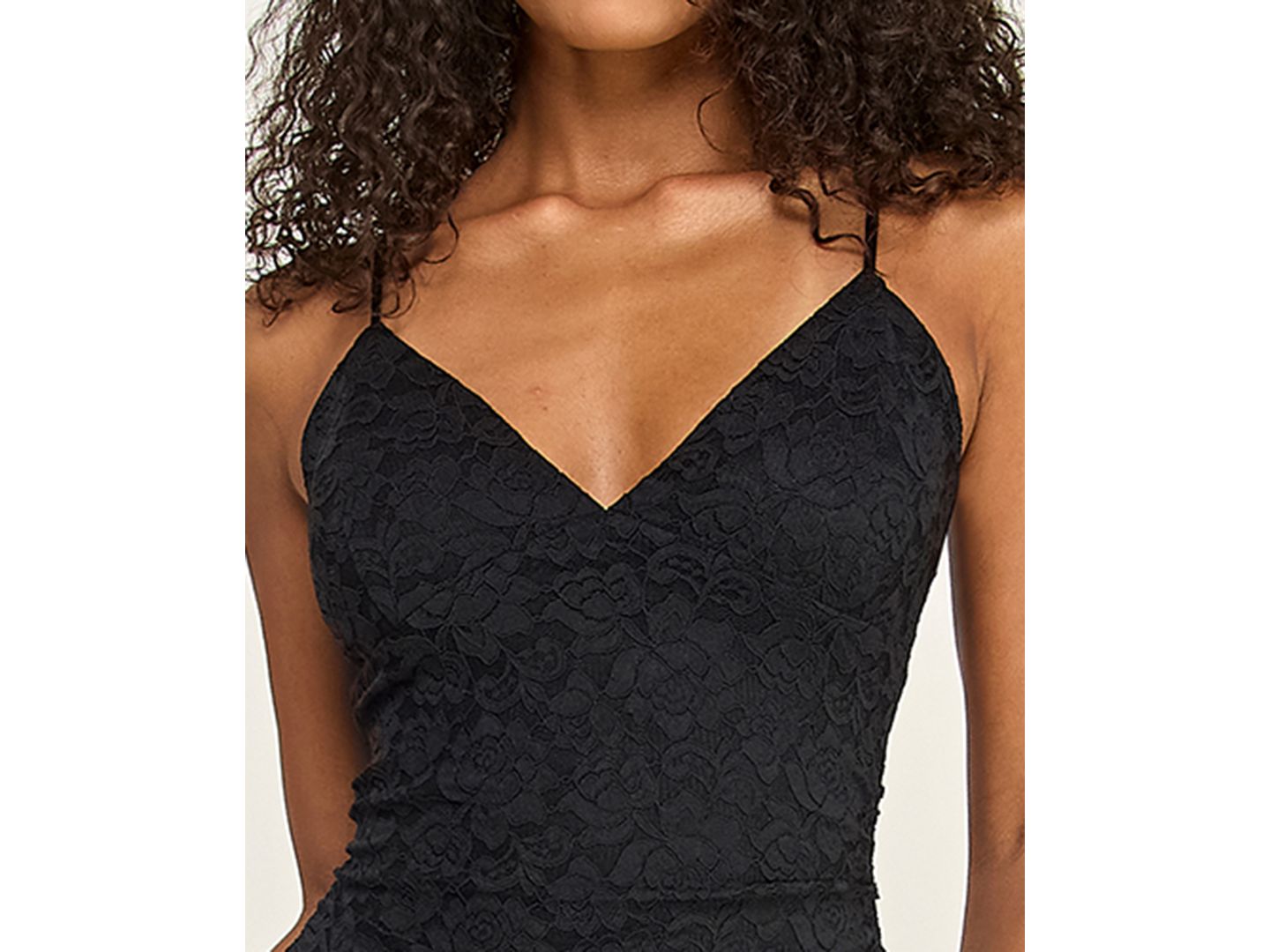 Женское платье KATIA RAE Juniors' Handkerchief Hem V-Neck Lace Midi, цвет: Чёрный — фото 2