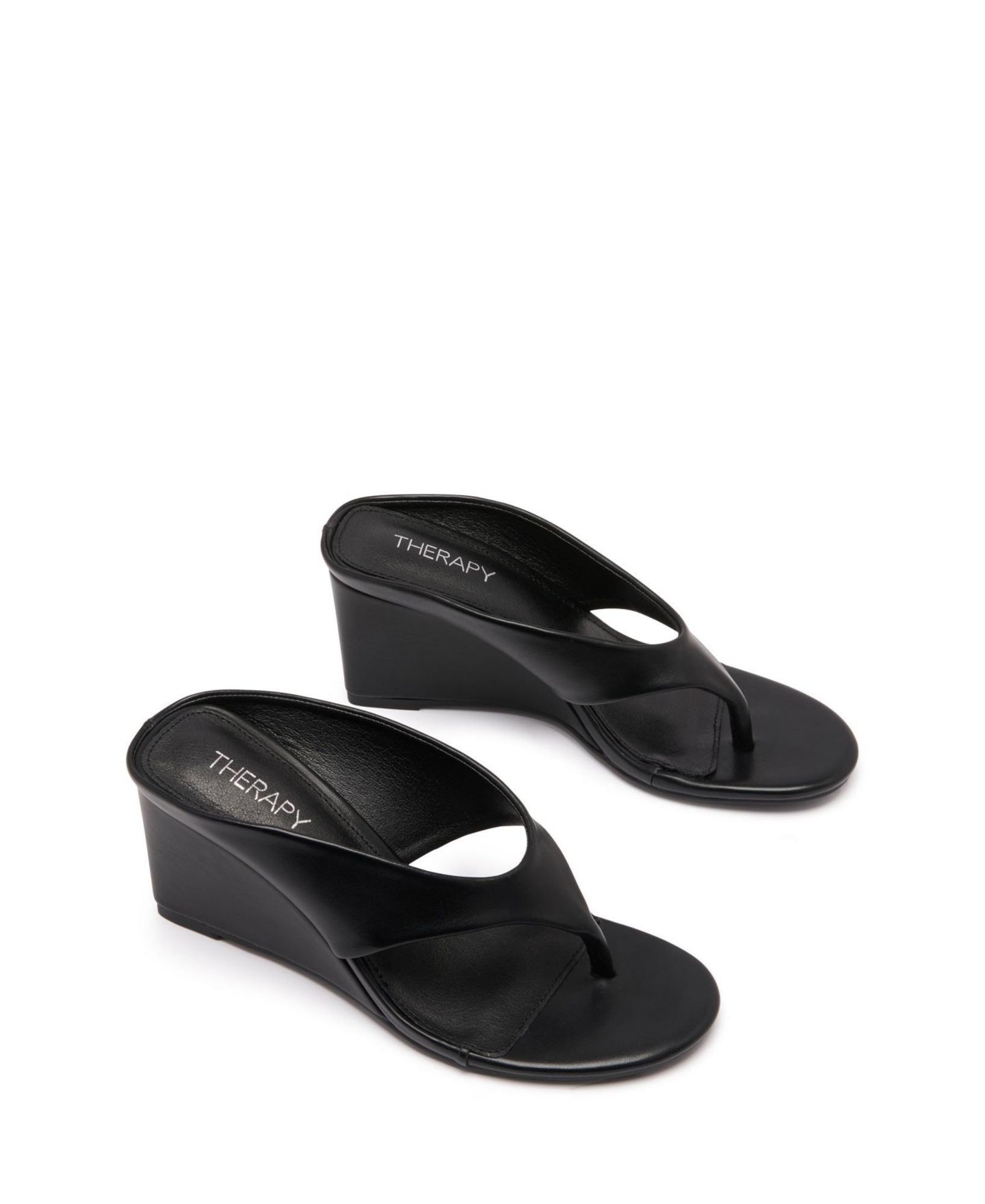 Женские туфли Therapy Australia Sera Round Toe Wedge Thong Heel, цвет: Чёрный гладкий — фото 5