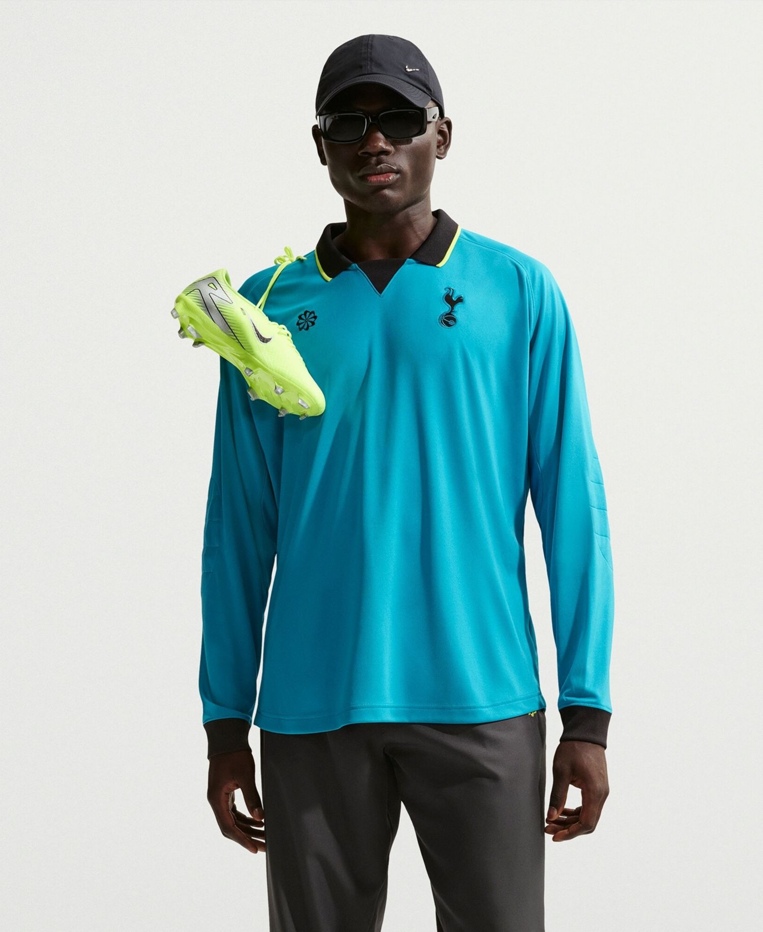 Men's Teal/Black Tottenham Hotspur Special Edition Long Sleeve Jersey