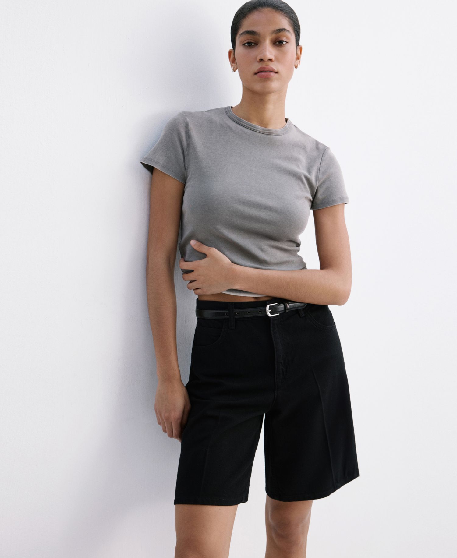 Women's High-Waist Straight-Fit Denim Shorts