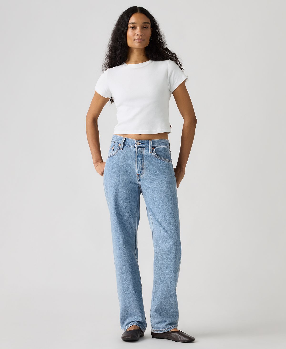 Levi's® Premium Women's 501 90's Lightweight Mid-Rise Straight-Fit Jeans view 4 — MAYCSS fashion products
