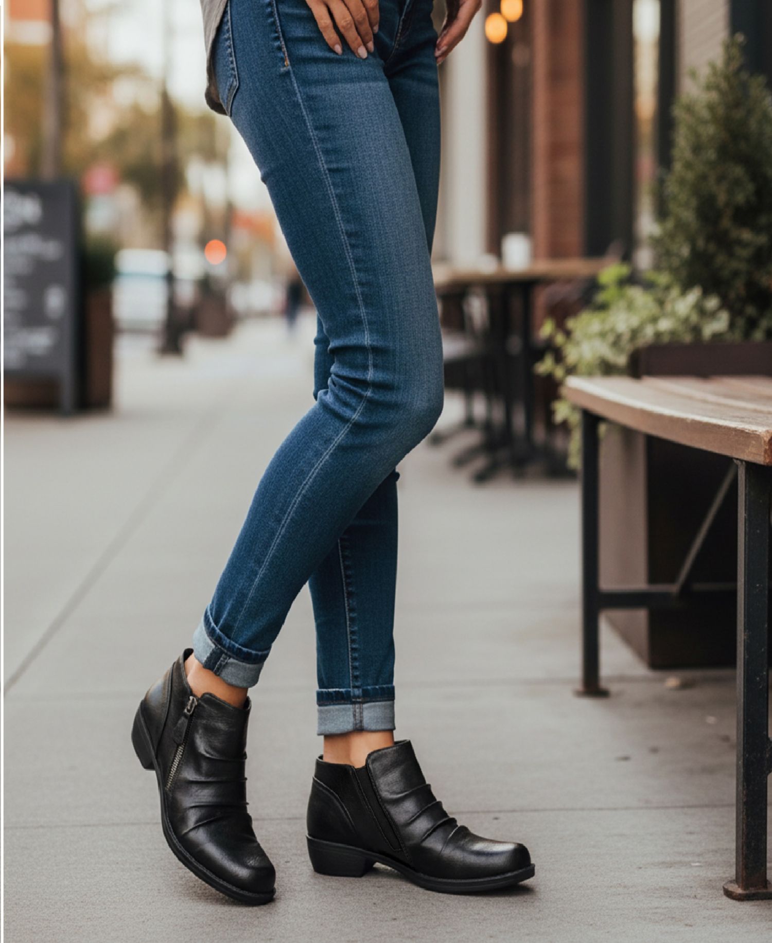 Women's Jacoba Ankle Booties