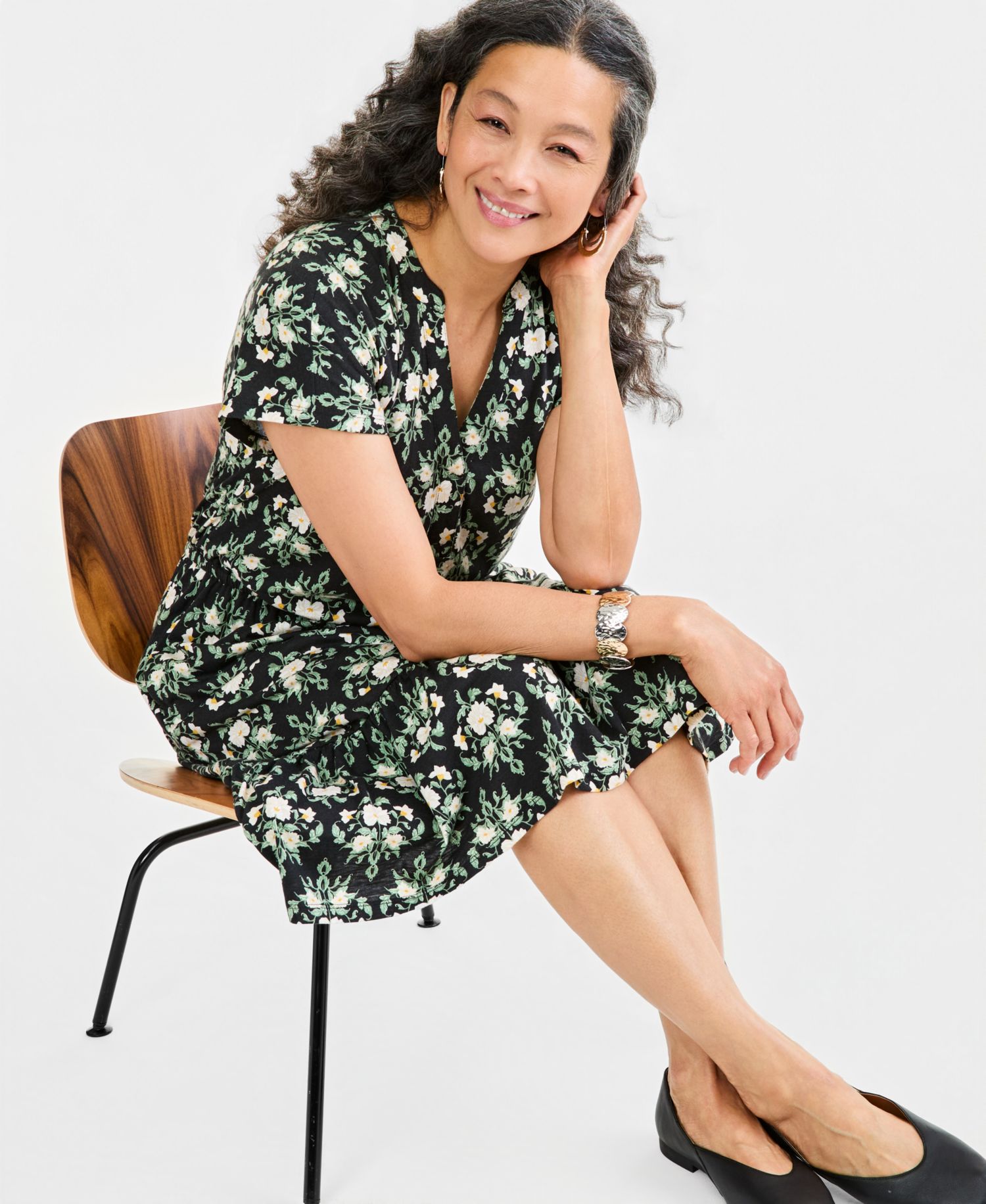 Women's Printed V-Neck Short-Sleeve Knit Midi Dress