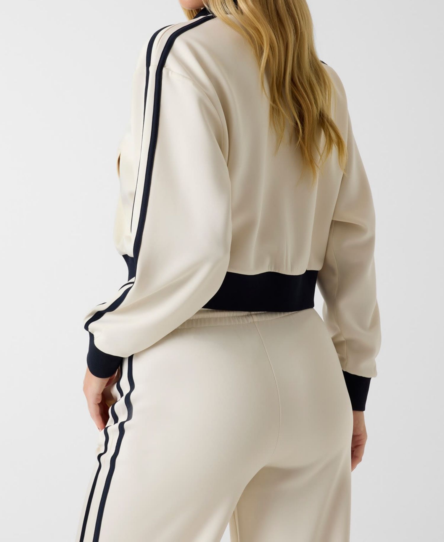 Women's Hoshi Full-Zip Cropped Sweatshirt