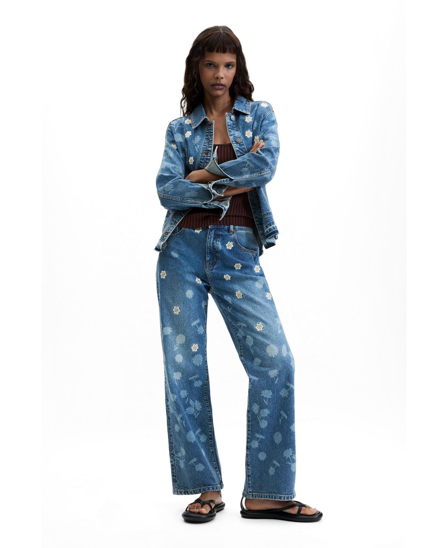 Women's Regular embroidered jeans