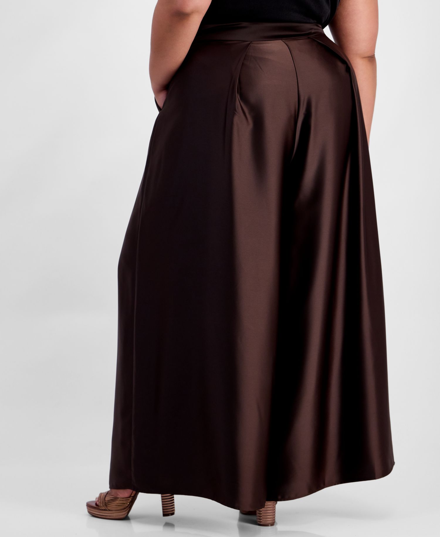 Plus Size Pleated Wide-Leg Pants