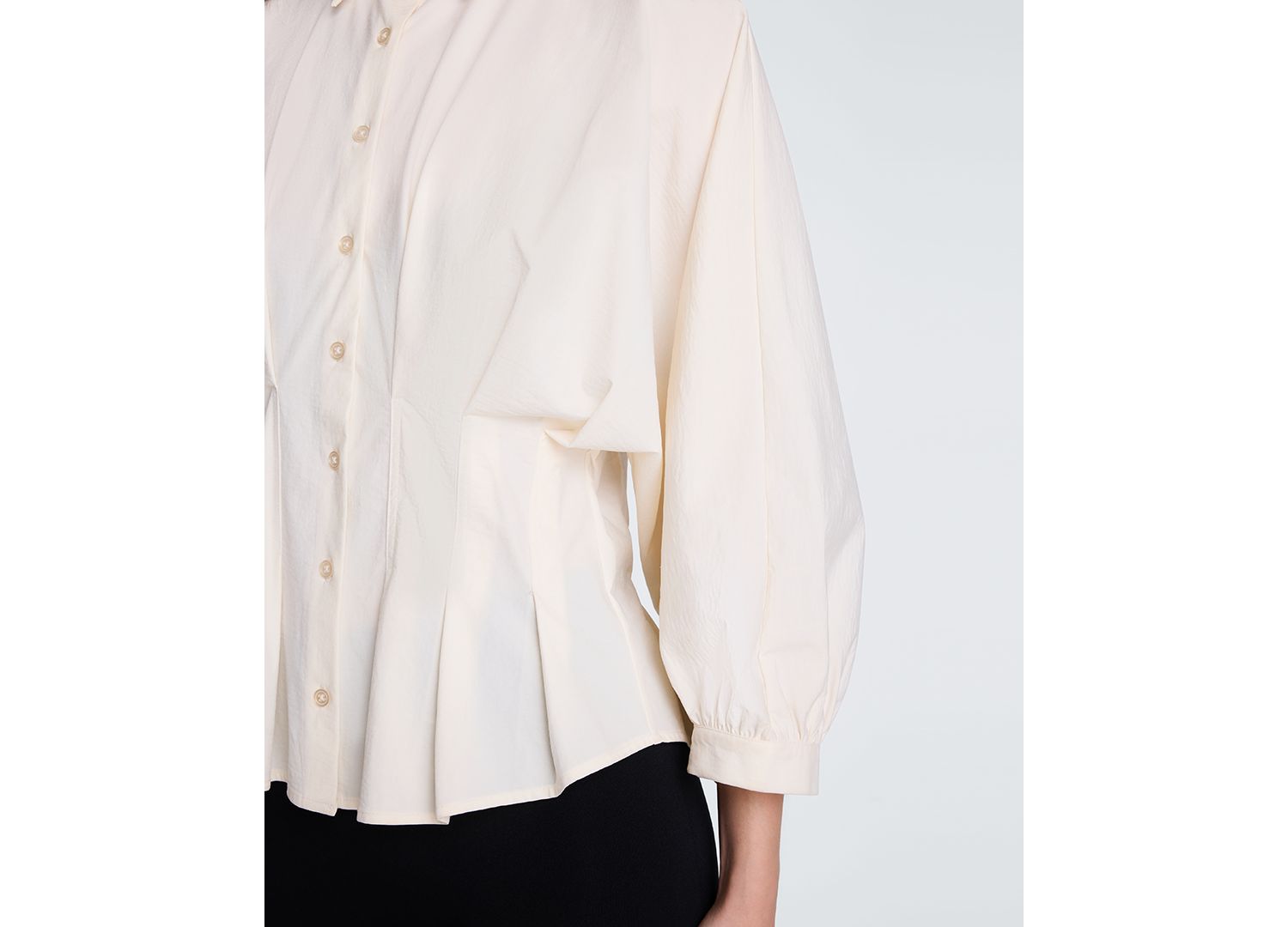 Women's Pleated Button-Front Peplum Shirt