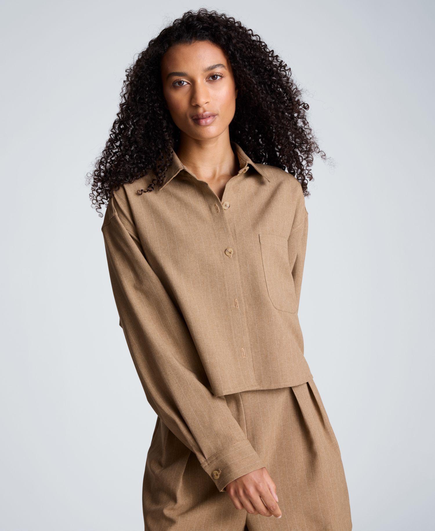 Women's Oversized Collared Long-Sleeve Crop Shirt