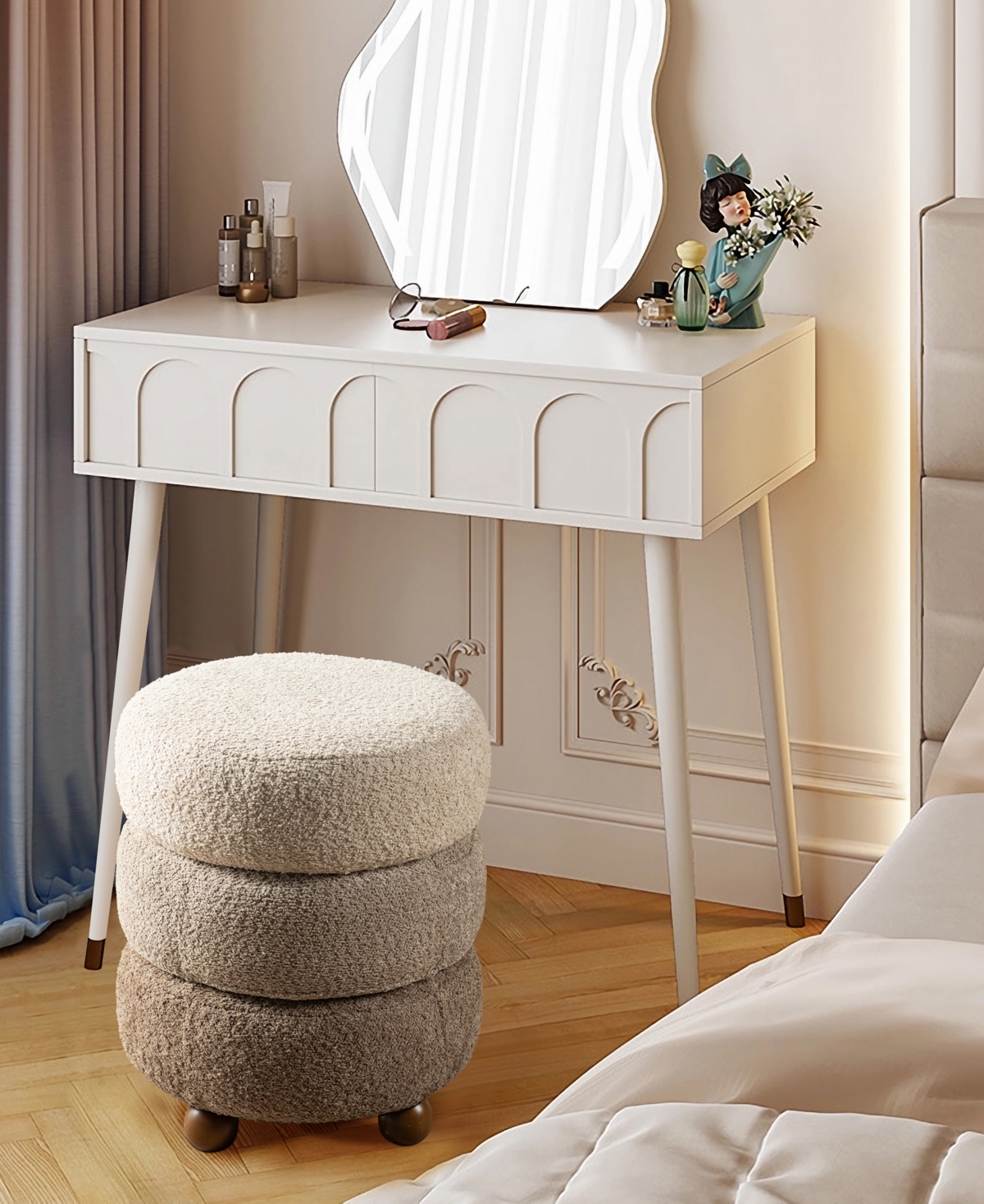 Glitzhome Modern 19" Gradient Upholstered Storage Ottoman or Accent Stool