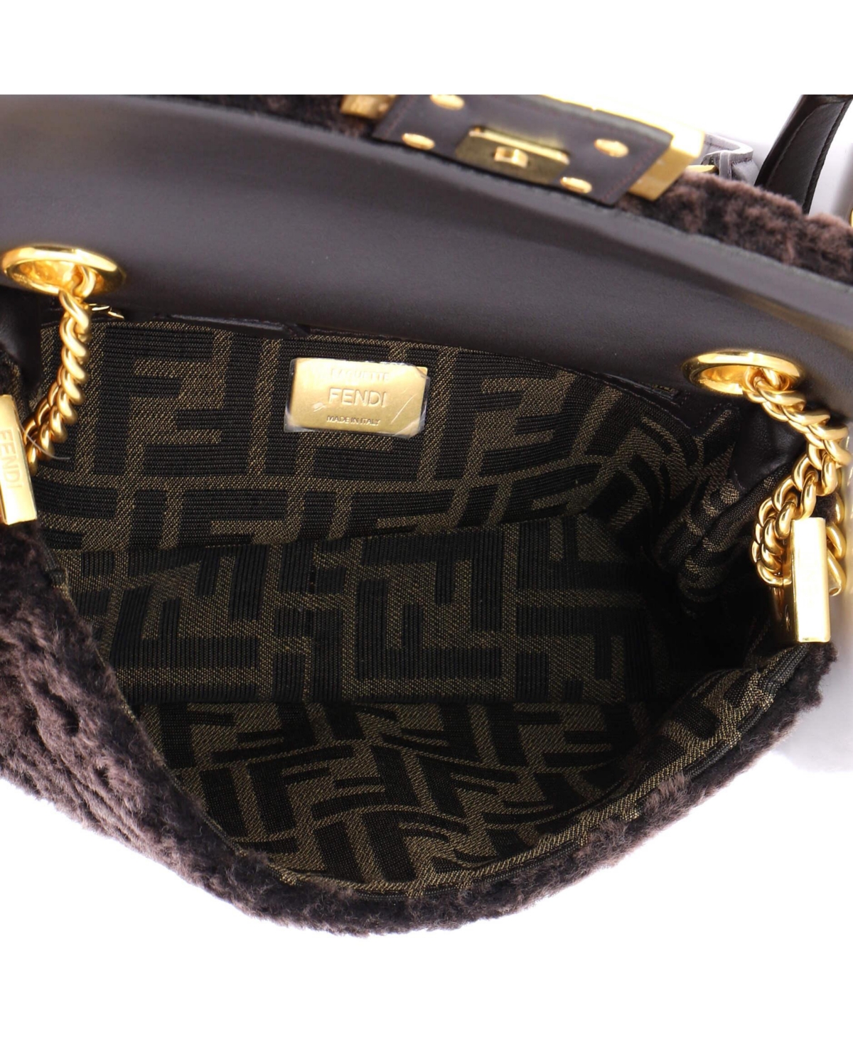 Pre-Owned Fendi Medium Midi Baguette Chain Bag Zucca Shearling