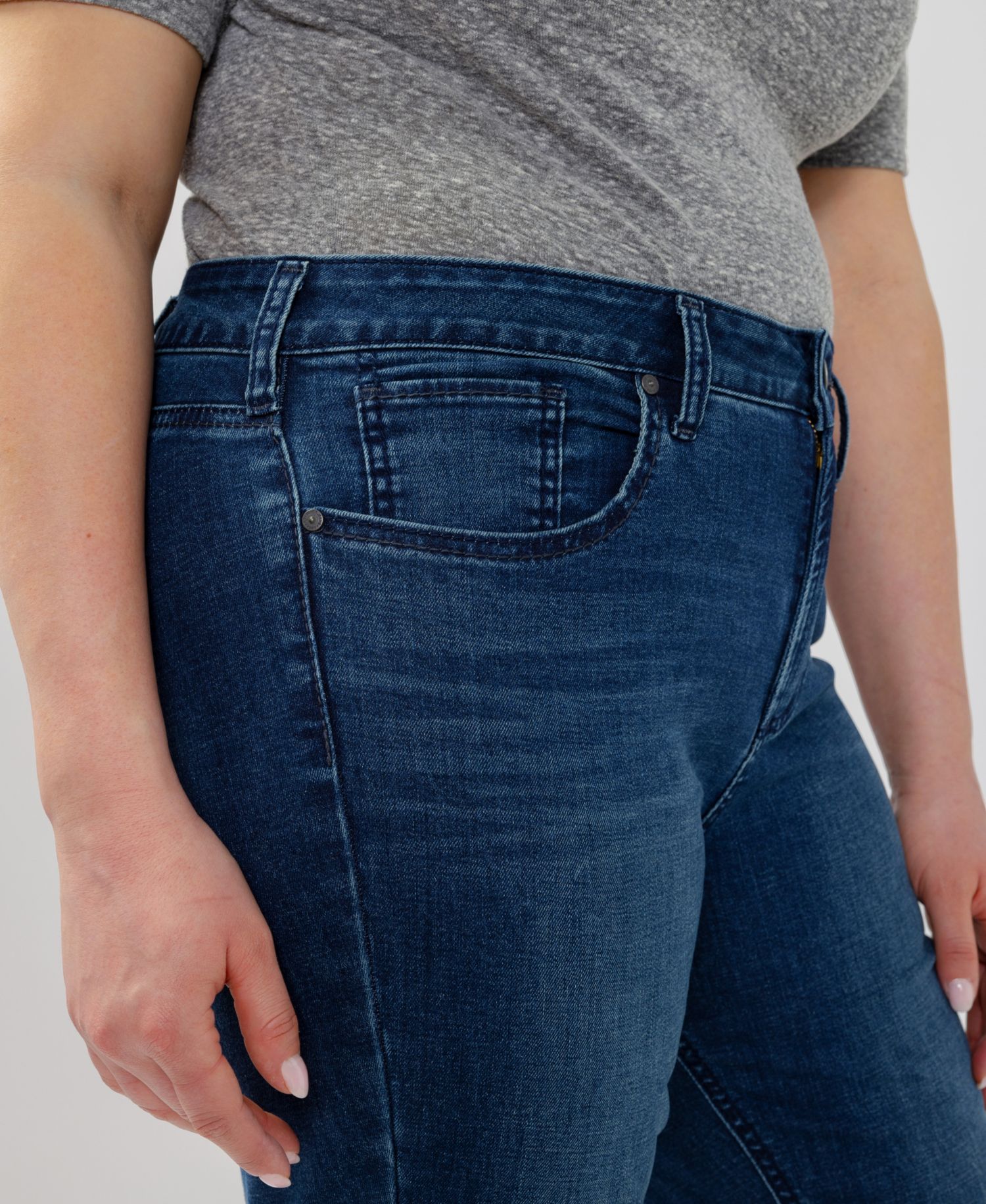 Plus Size Avery Curvy Fit Bootcut Jeans
