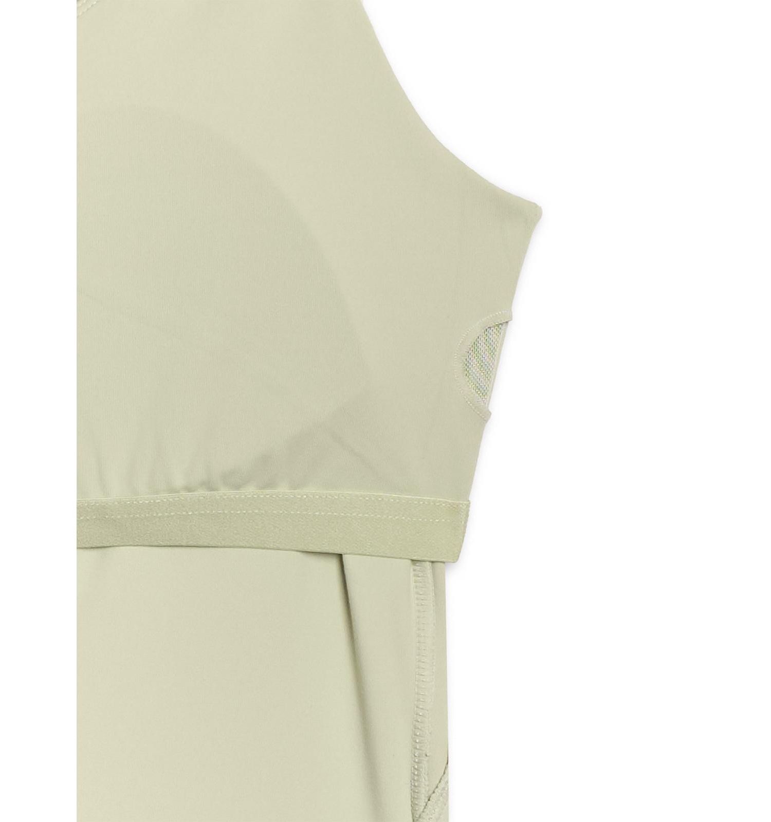 Women’s Quick-Dry Yoga Top – Slim Fit Built-In Bra Low Support