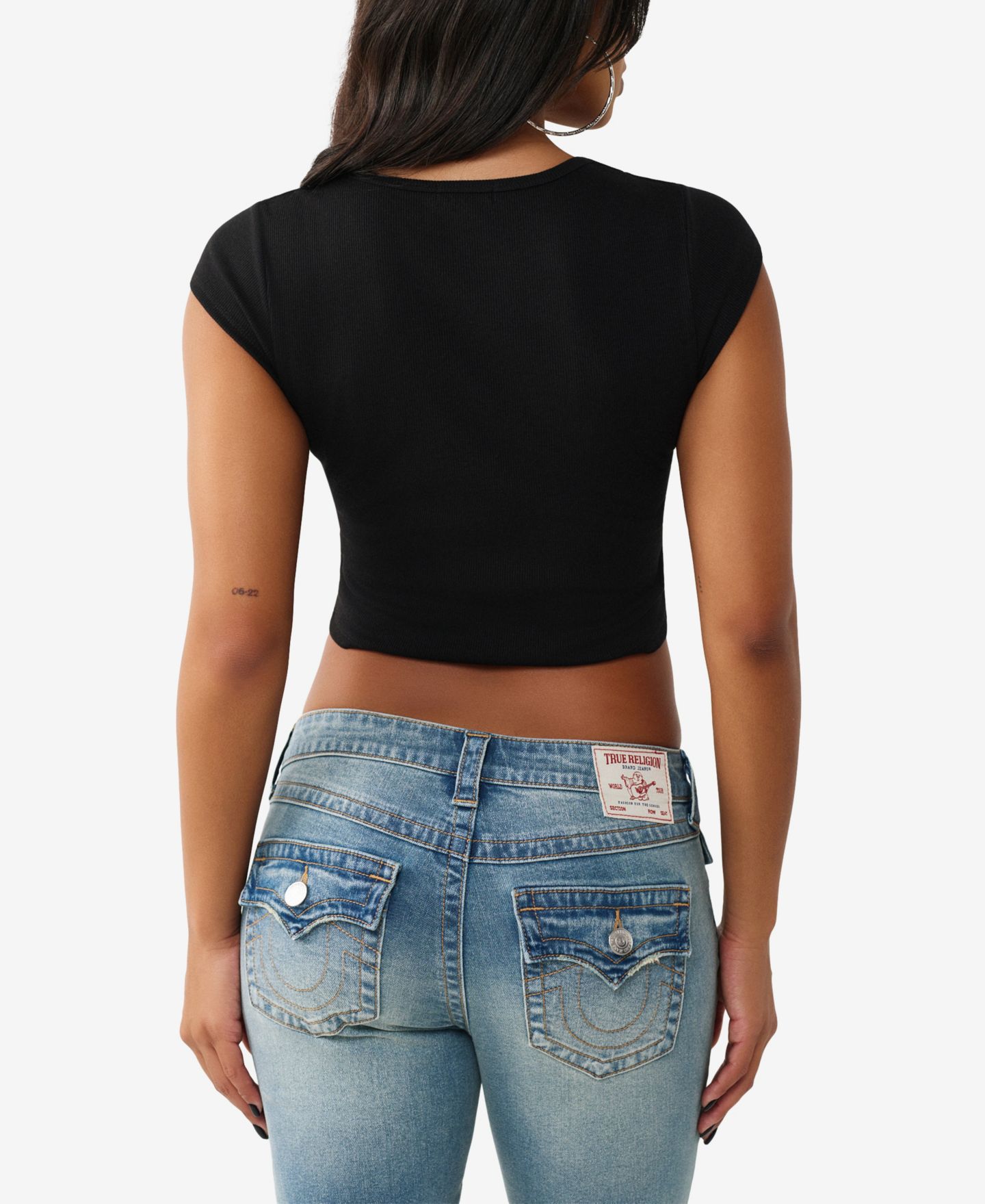 Женский топ True Religion Lace-Up Cap-Sleeve Rib, цвет: Угольно-чёрный — фото 3
