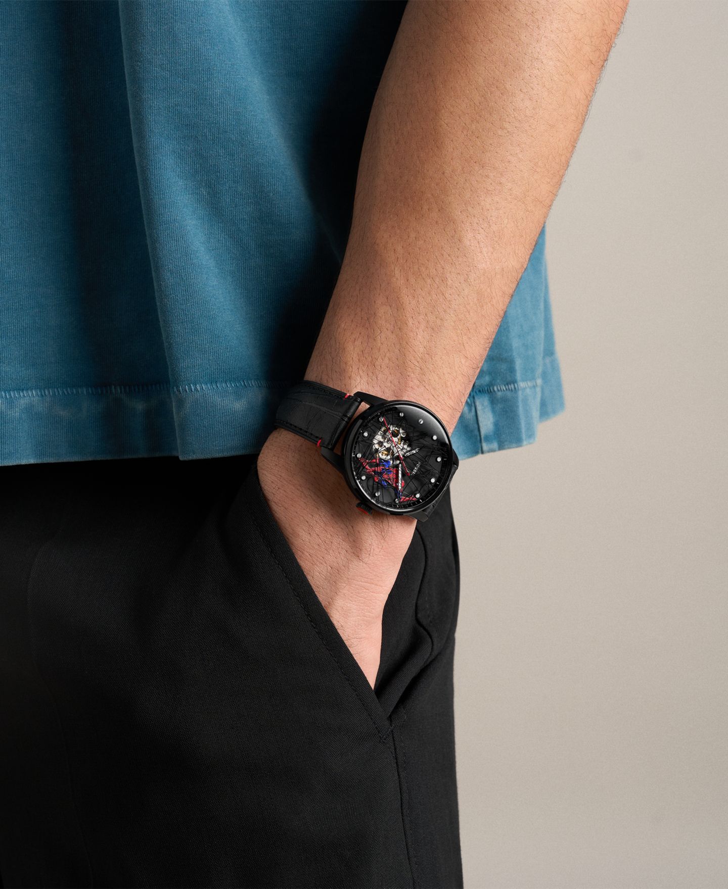 Мужские часы Fossil Marvel x Limited-Edition Spider Man Watch 42mm — фото 5