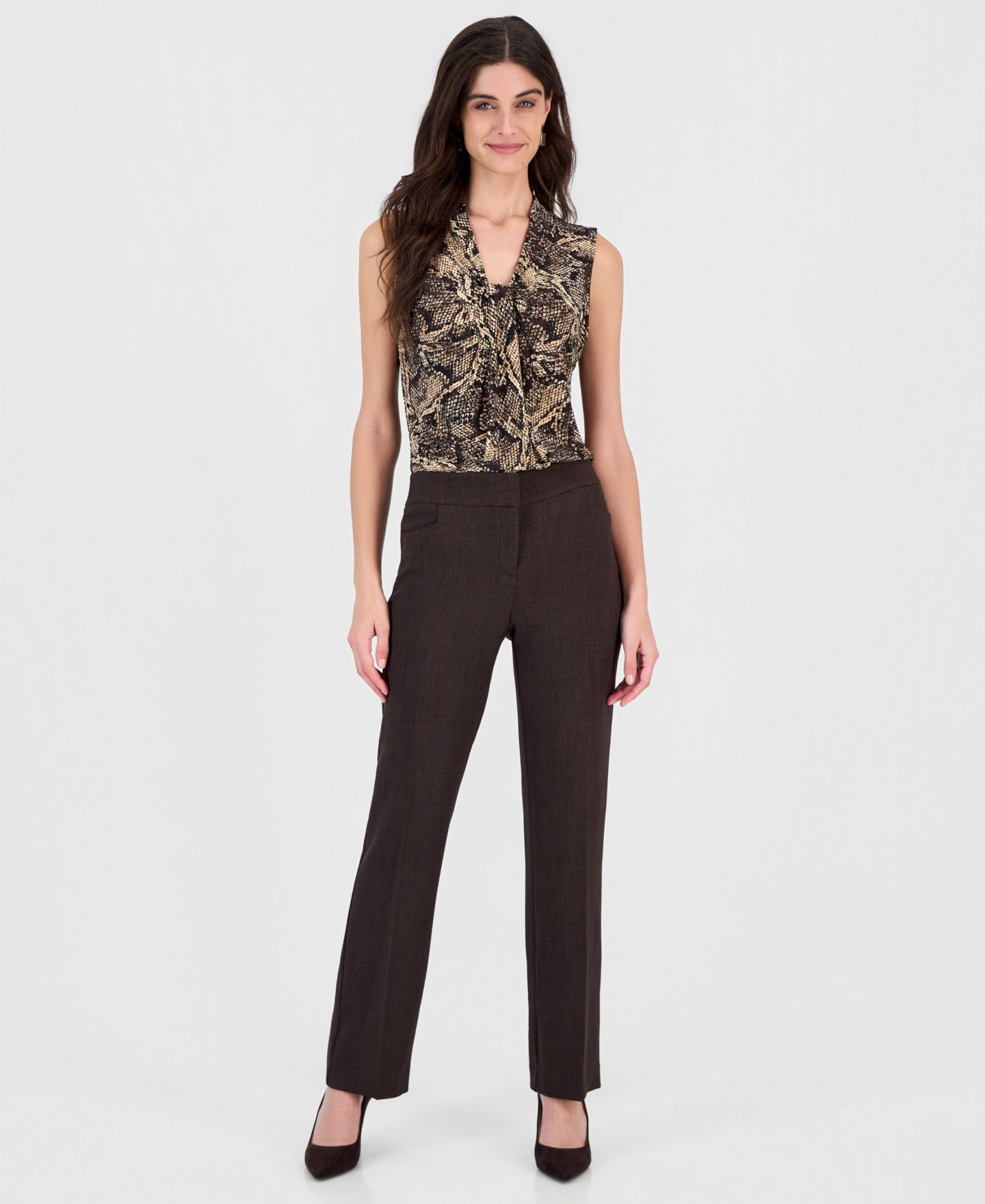 Женские брюки Kasper Lily Mid Rise Straight Leg Pebble Crepe Trousers, цвет: Насыщенный шоколадный — фото 2
