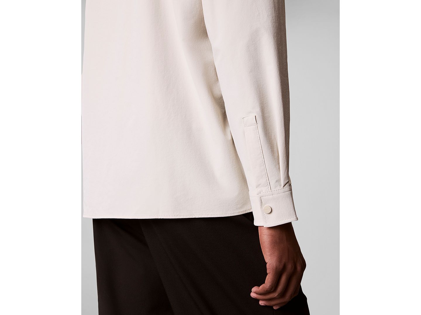 Мужская рубашка Calvin Klein Stretch Blend Classic-Fit, цвет: Moonstruck — фото 6