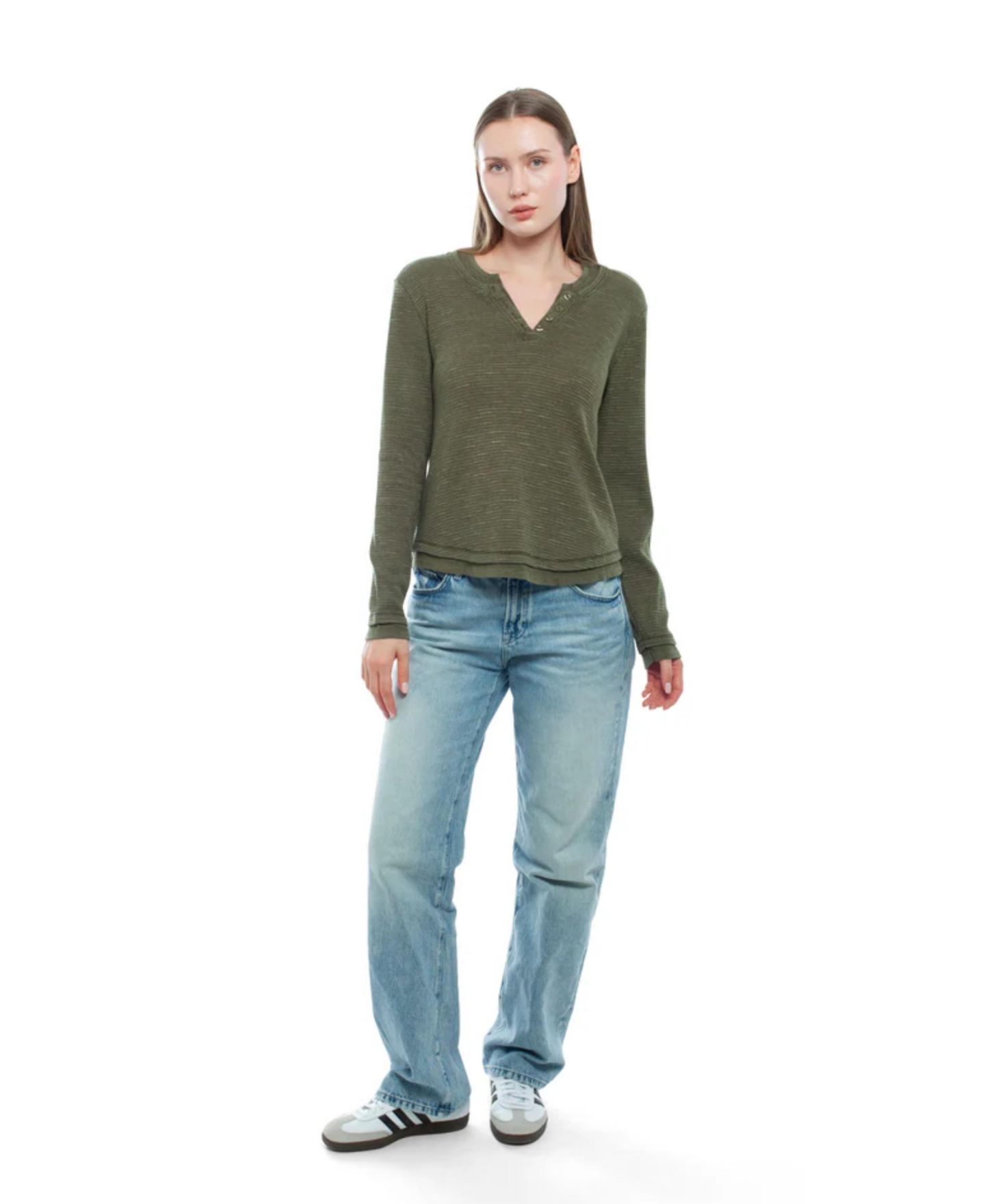 Женская футболка WILT Long Sleeve Henley Mock, цвет: Тёмный оливковый — фото 5