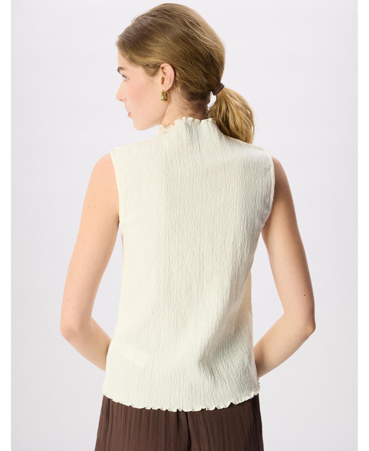Women's Textured Sleeveless Top