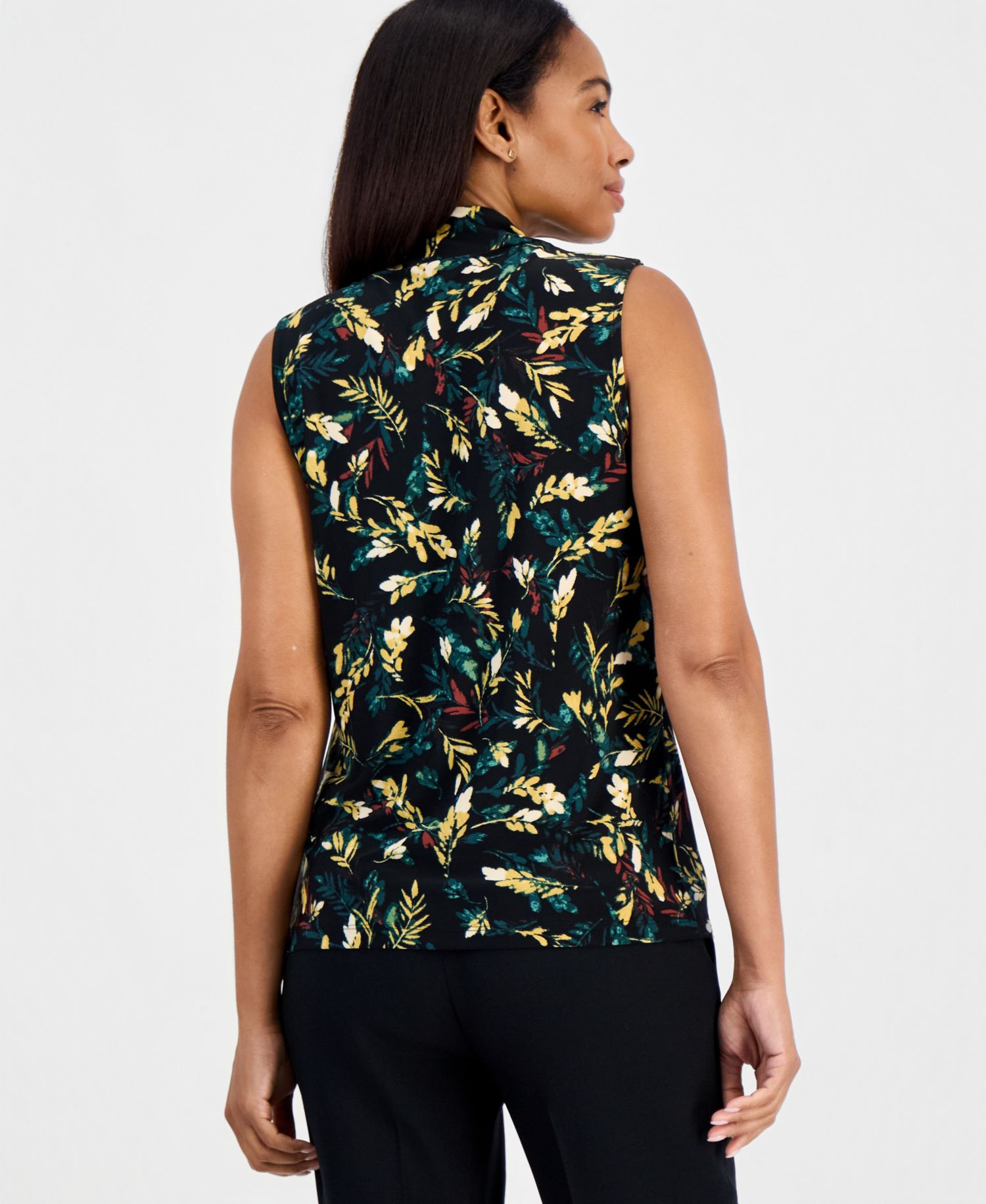 Women's Floral-Print Knot Neck Sleeveless Blouse