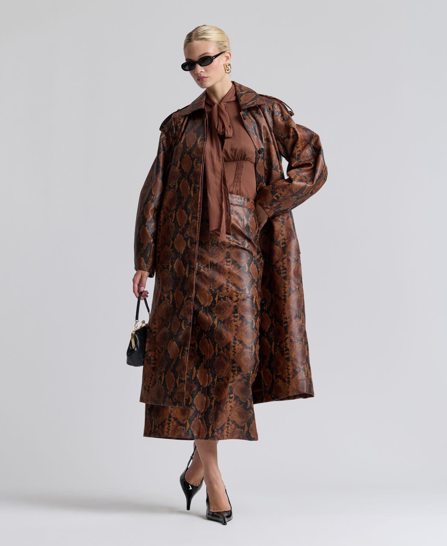 Women's Button-Front Spread Collar Maxi Coat
