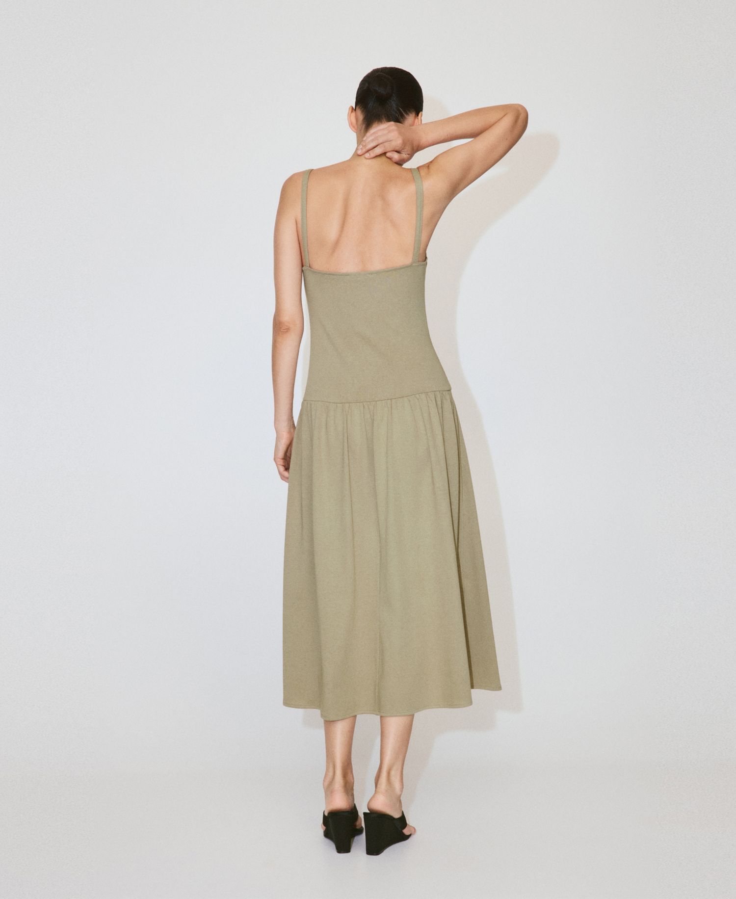 Women's Ruched Neckline Full Dress