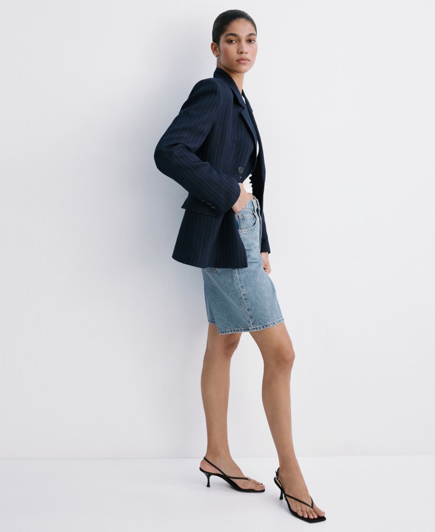 Women's High-Waist Straight-Fit Denim Shorts