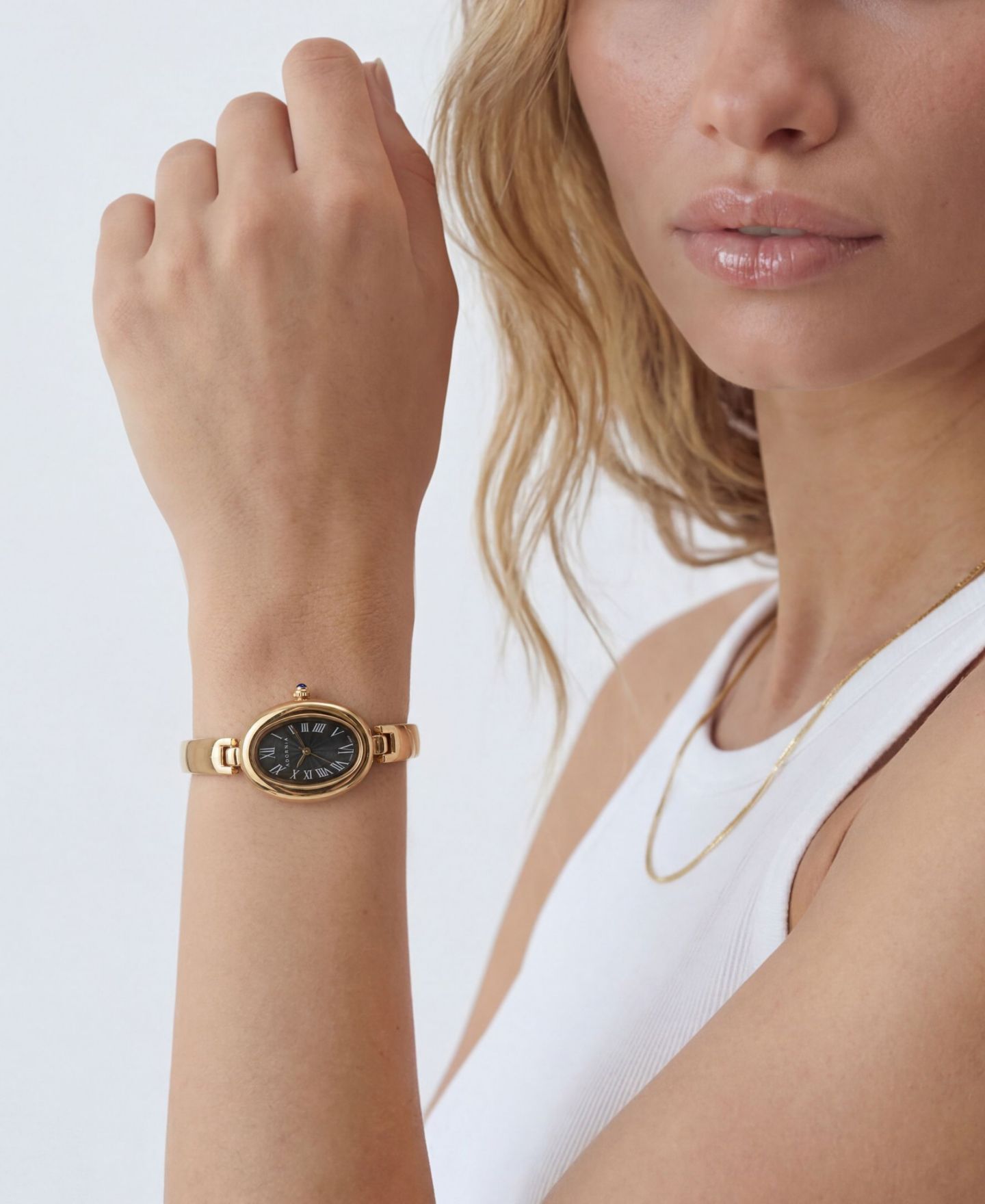 Женские часы ADORNIA Gold York Black Face Watch — фото 3