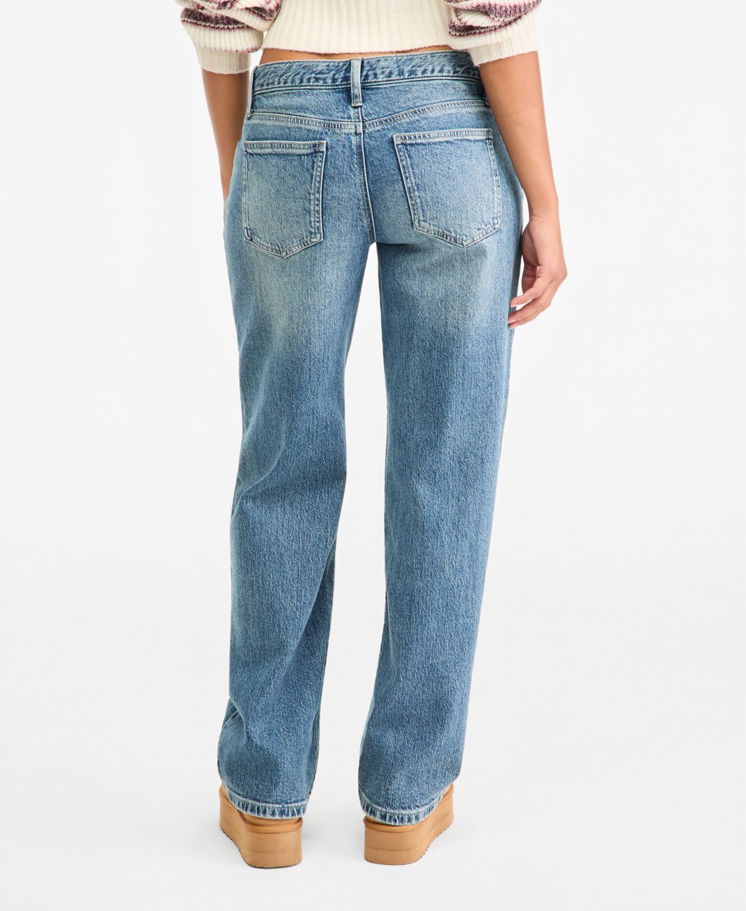 Juniors' V-Pitch Straight-Leg Jeans