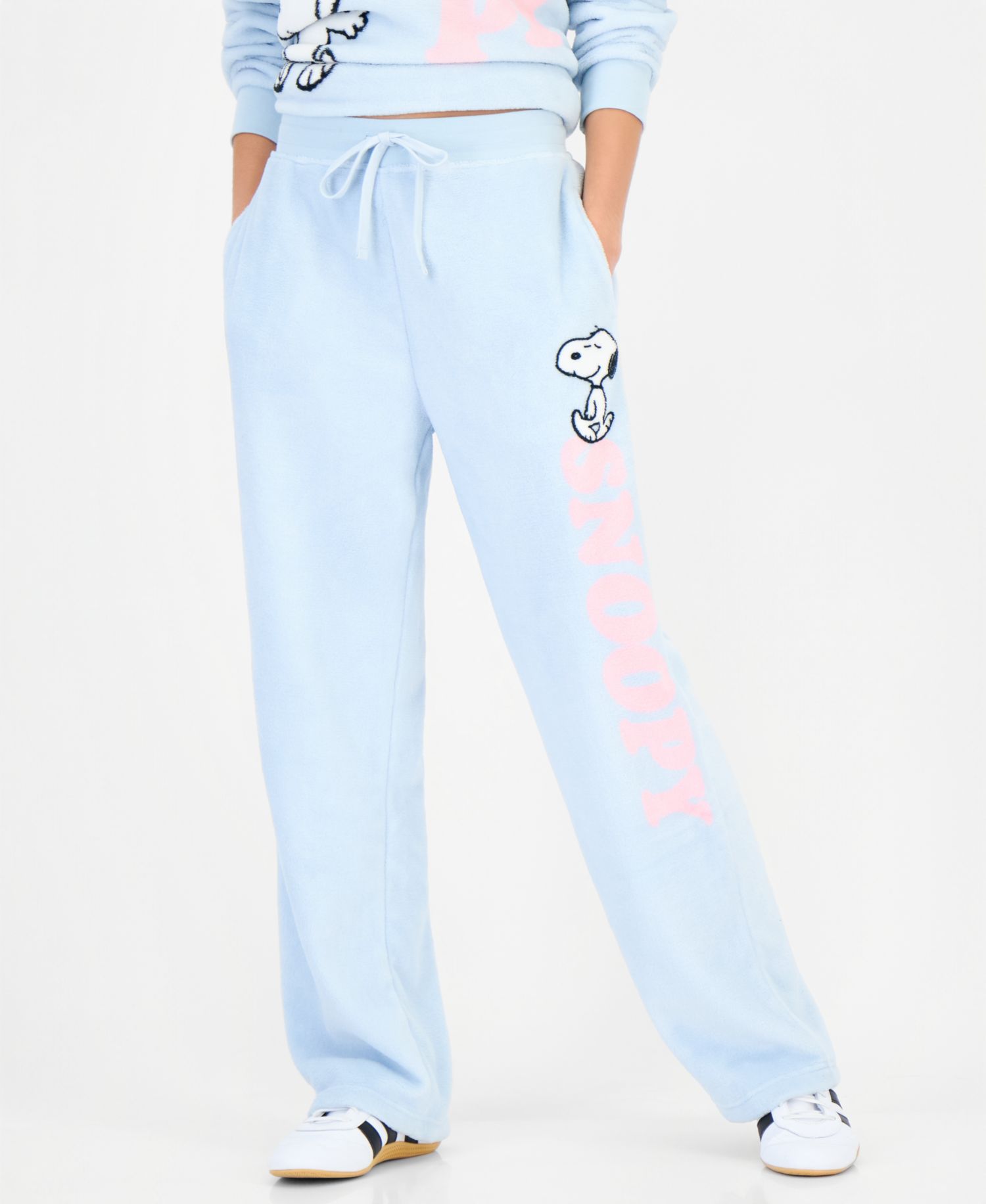 Juniors' Snoopy Woobie Wide-Leg Fleece Pants