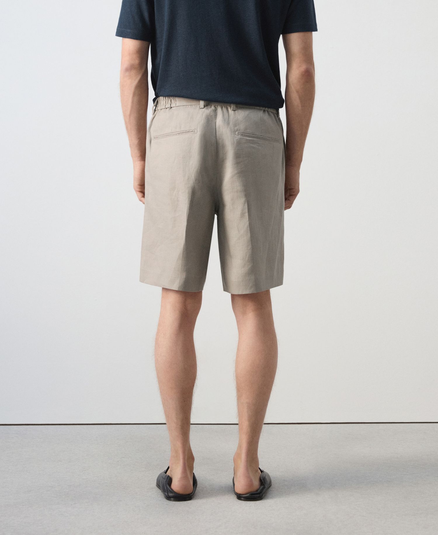 Men's Linen 8.54" Bermuda Shorts
