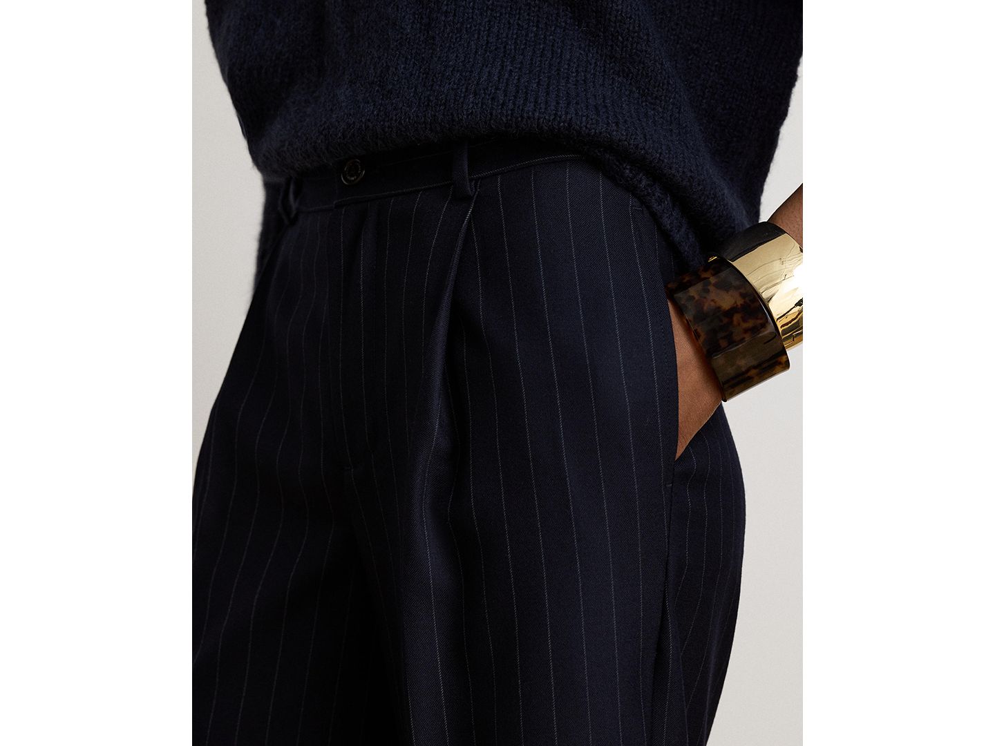 Женские шорты Lauren Ralph Lauren Pinstripe Wool-Blend Twill Bermuda Shorts, 12" Inseam, цвет: Тёмно-синий — фото 4