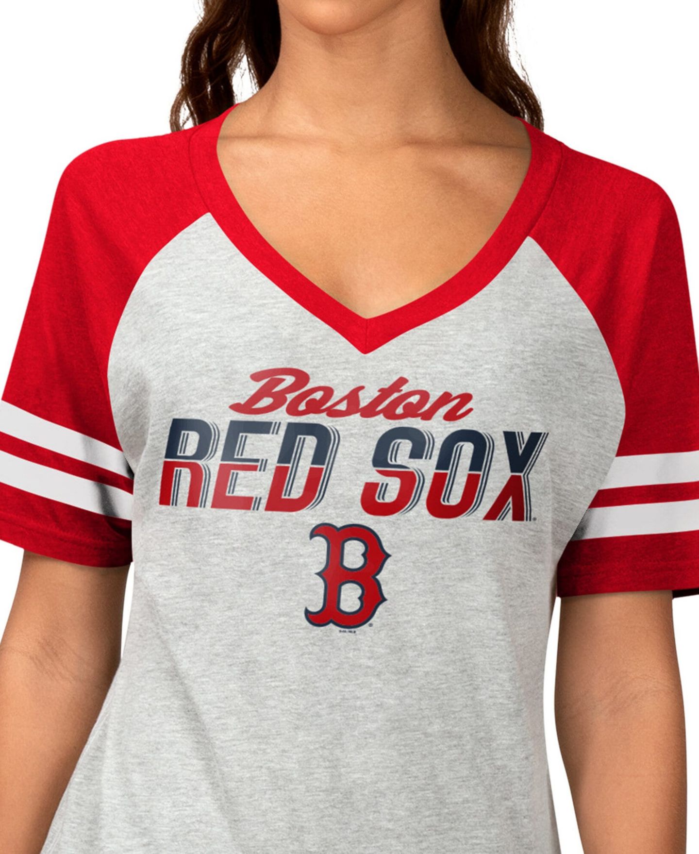 Женская футболка G-III 4Her by Carl Banks Heather Gray Boston Red Sox Goal Line Raglan V-Neck — фото 3