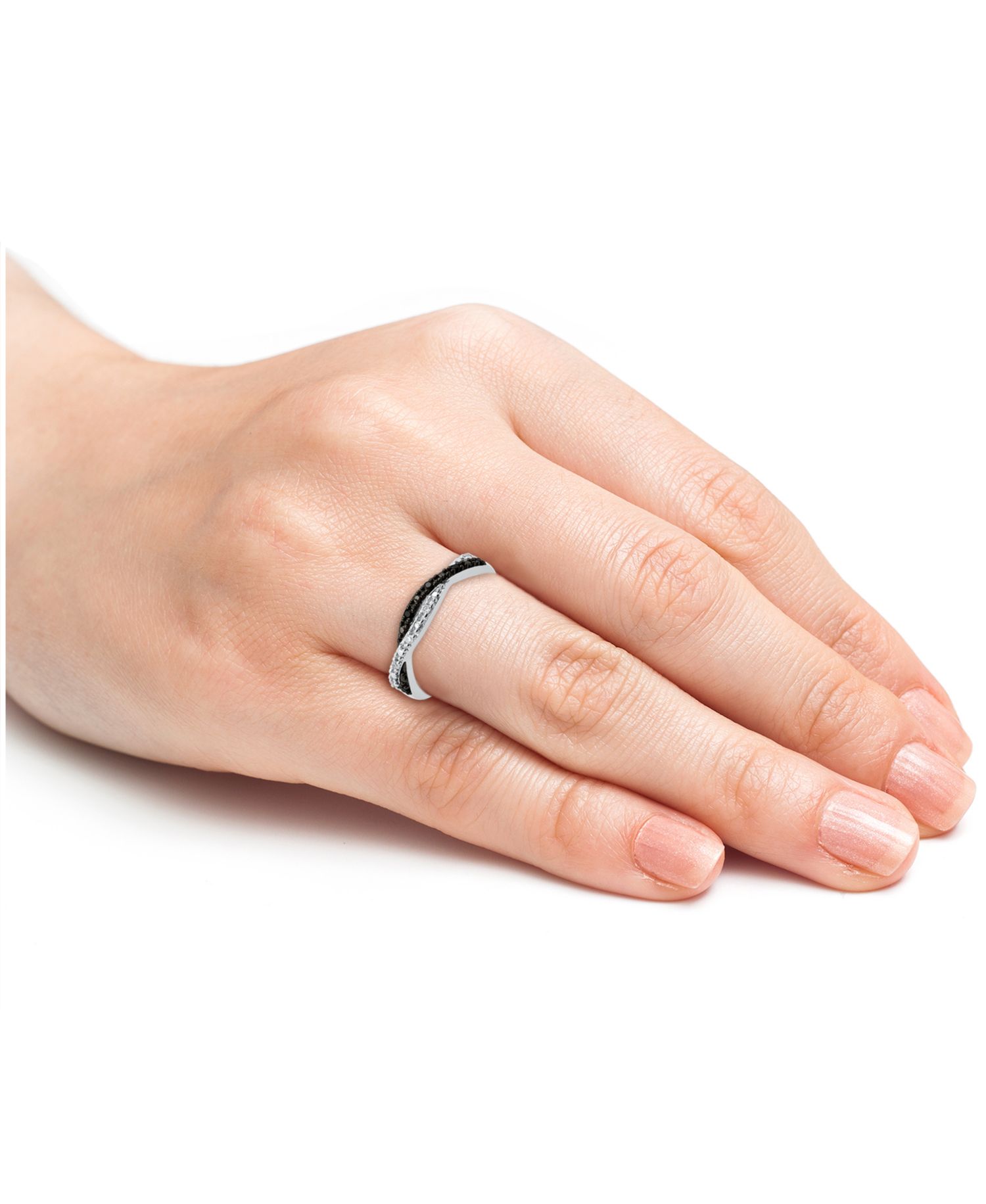 Black and White Diamond Weave Ring in Sterling Silver (1/10 ct. t.w.)