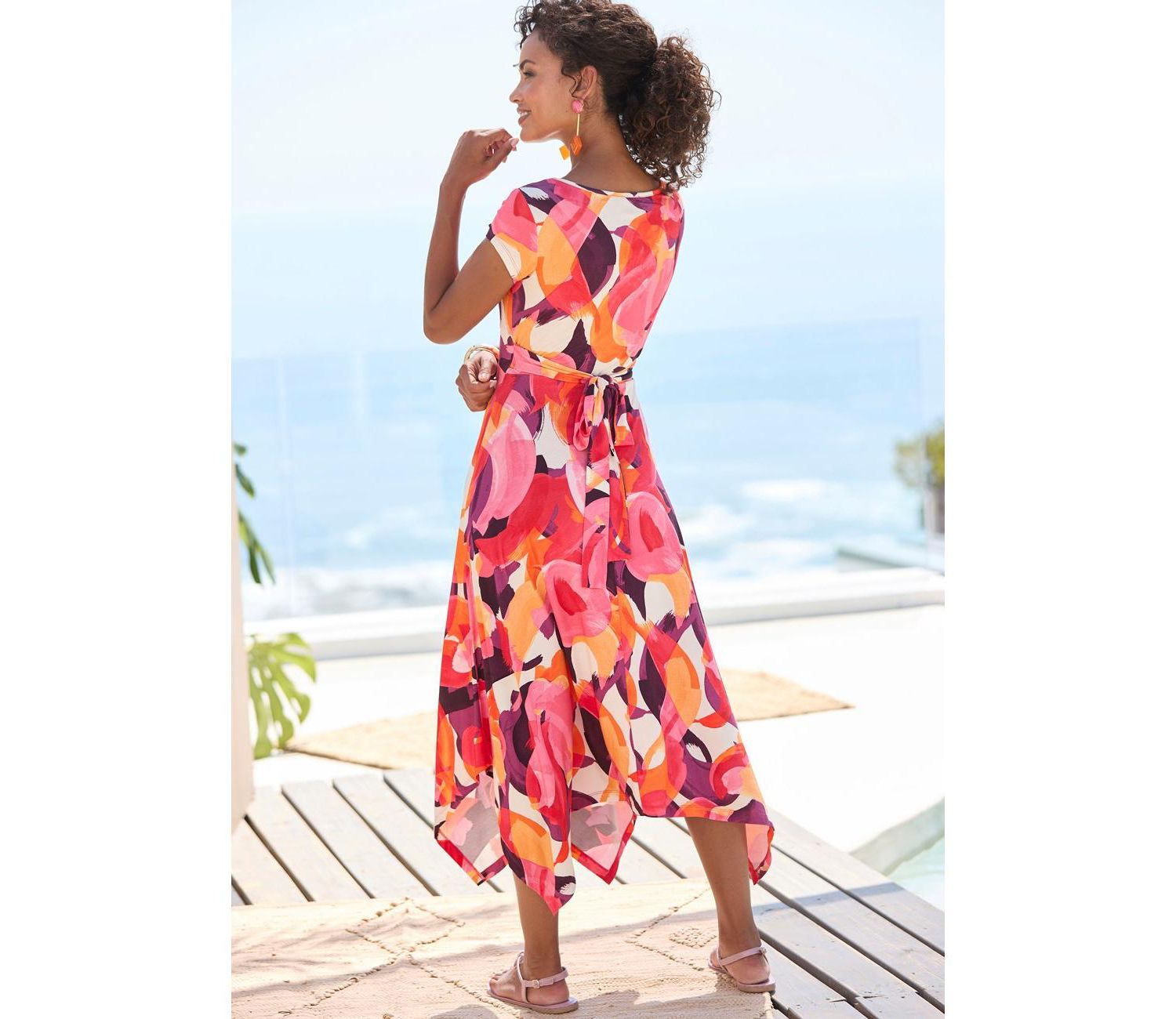 Women's Viscose Printed Handkerchief V-Neck Tie-Waist Midi Dress