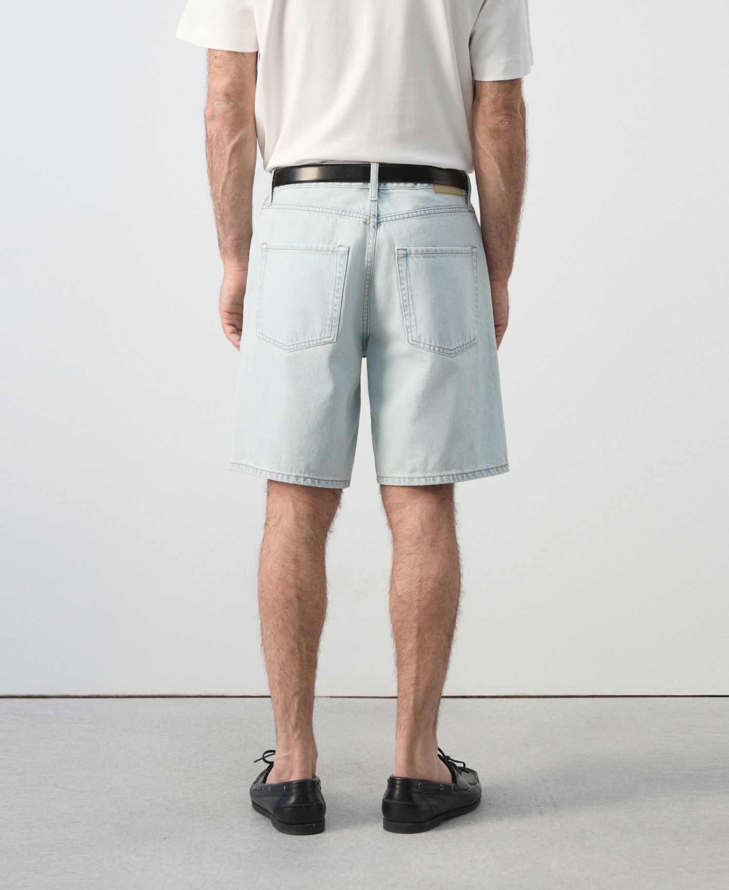Men's Straight-Fit Denim 8.86" Bermuda Shorts