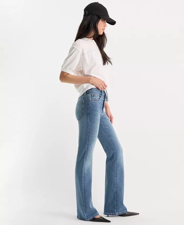 Women's Classic Boot-Cut Jeans - thumbnail 3