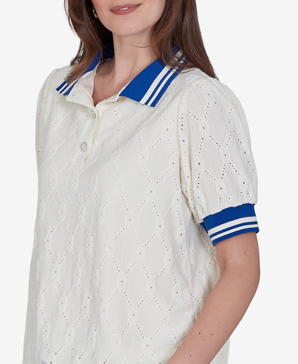 Ruby Rd. Petite Diamond Eyelet Bubble Hem Top In Ivory