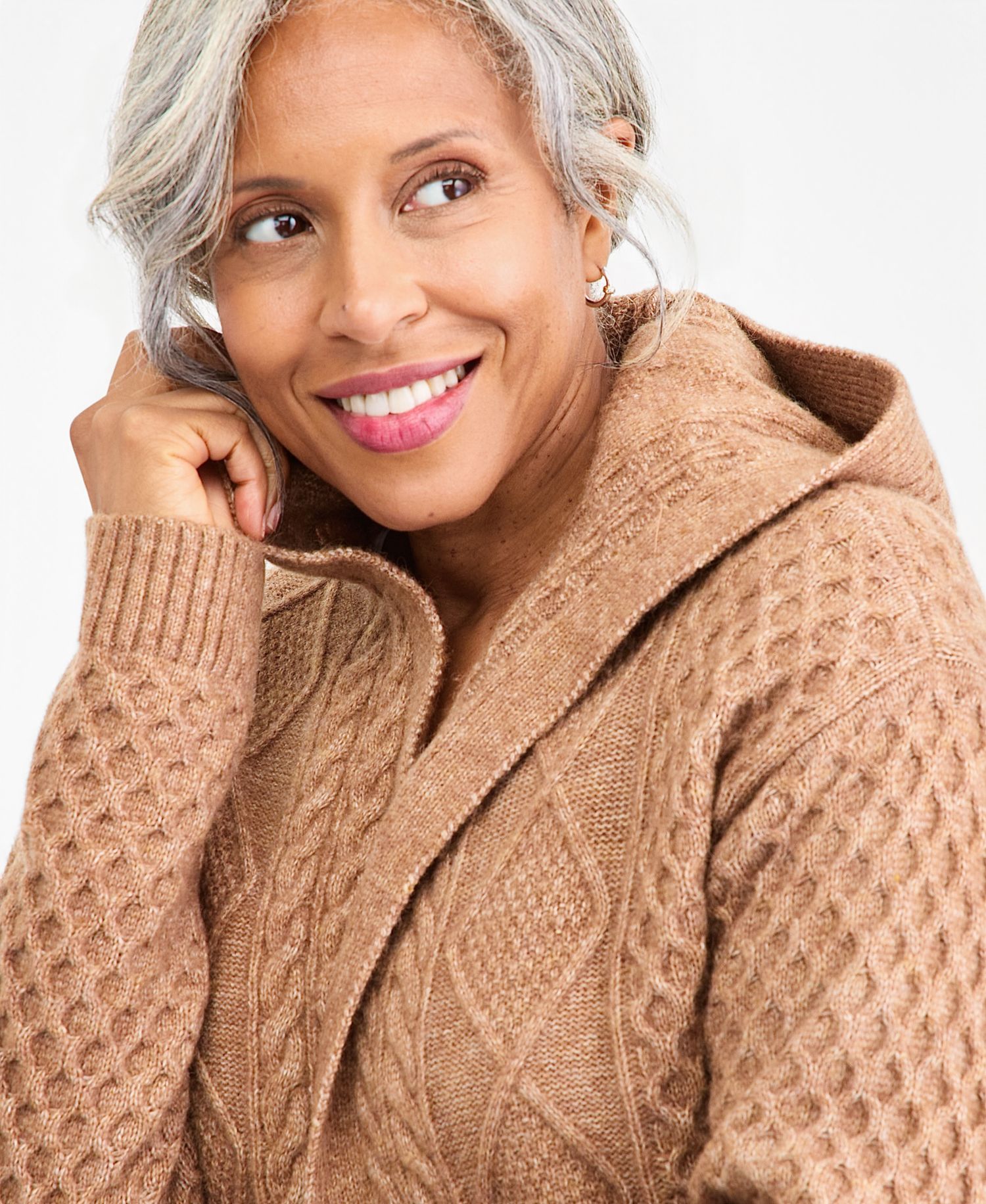 Women's Chunky Cable-Knit Hoodie Cardigan