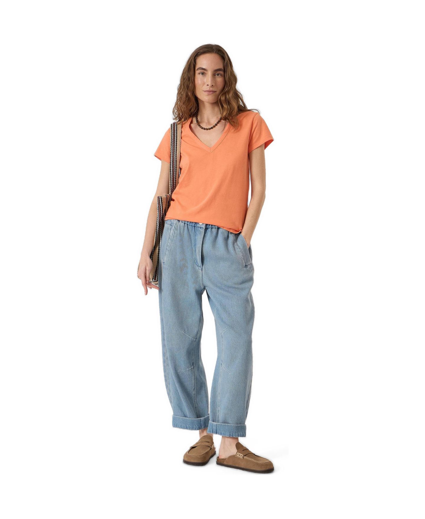 Женская футболка Hush Slim-Fit V-Neck Slub-Cotton, цвет: Пыльный оранжевый — фото 2