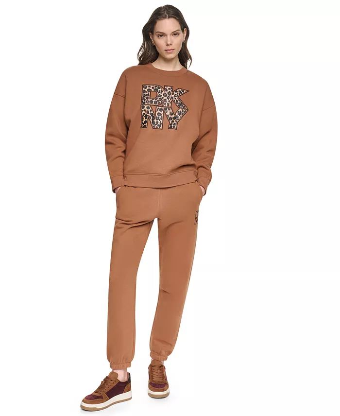 Women's Stacked Puff Outline Graphic Crewneck Pullover Sweatshirt - thumbnail 7